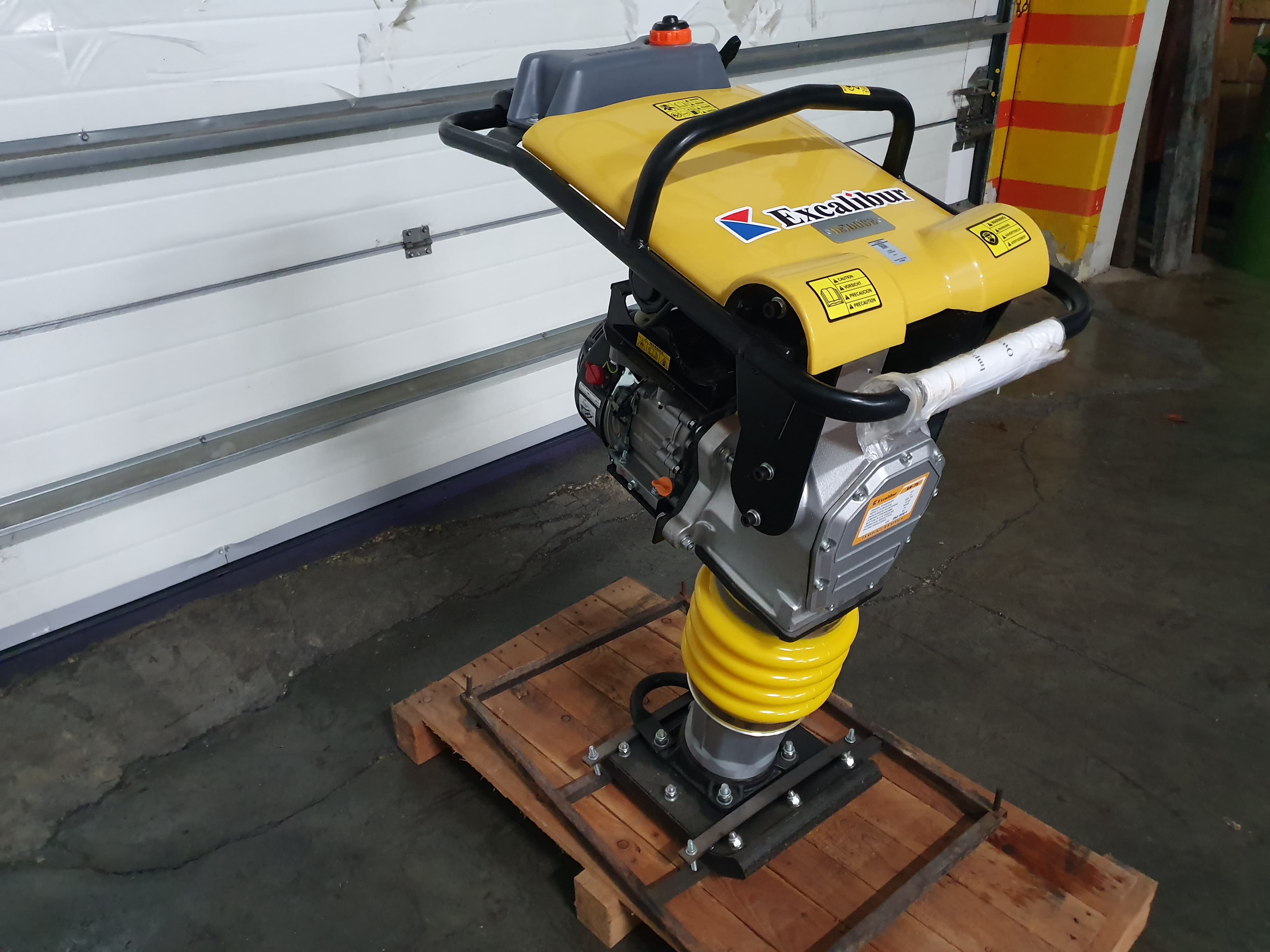 Saltitão Excalibaur — imagen 3