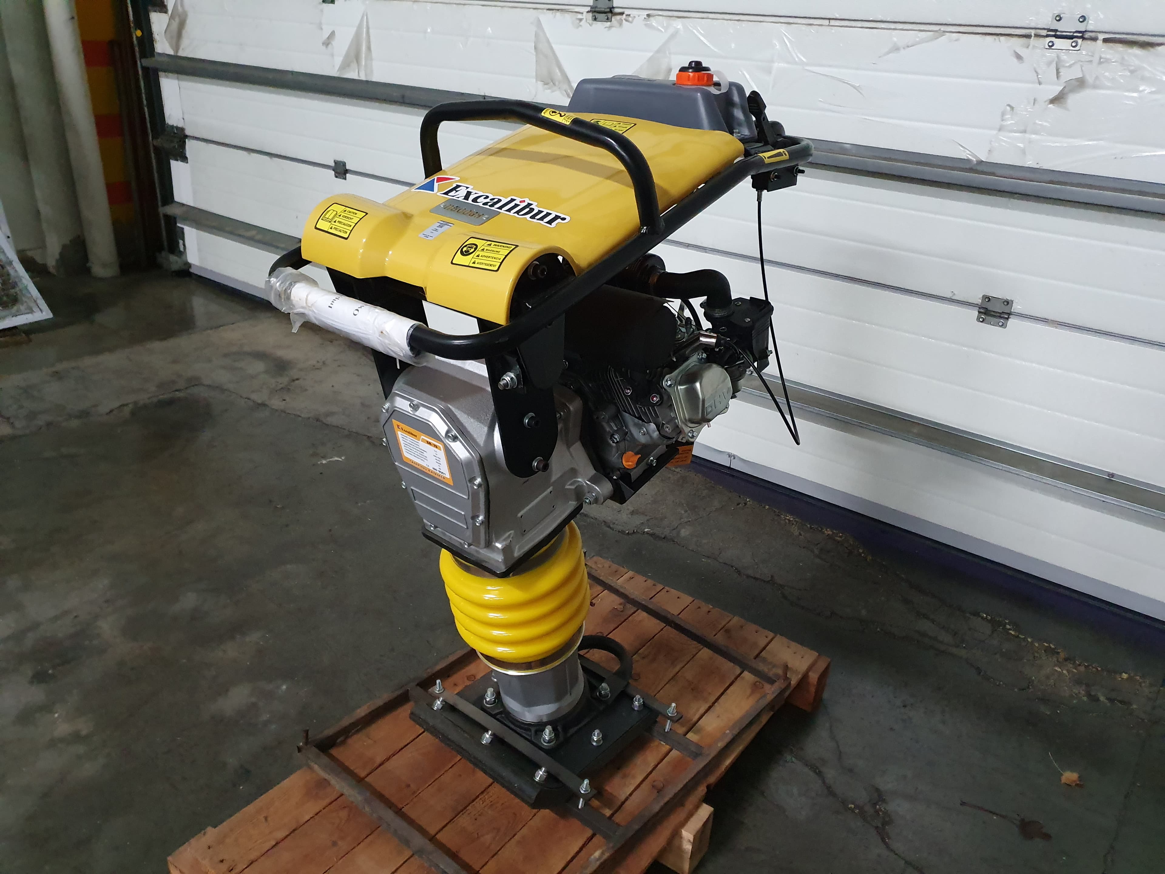 Saltitão Excalibaur — imagen 2