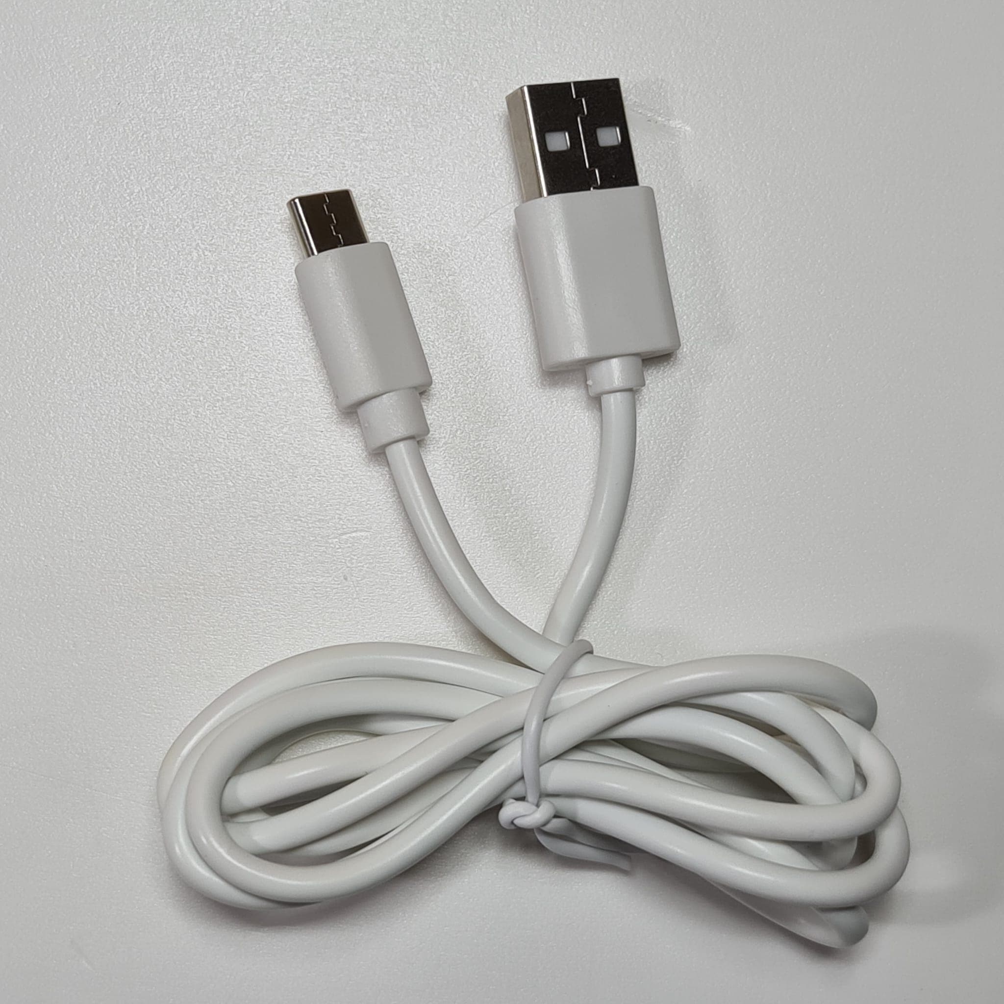 Cabo USB / Tipo-C Tech Fuzzion — imagen 3