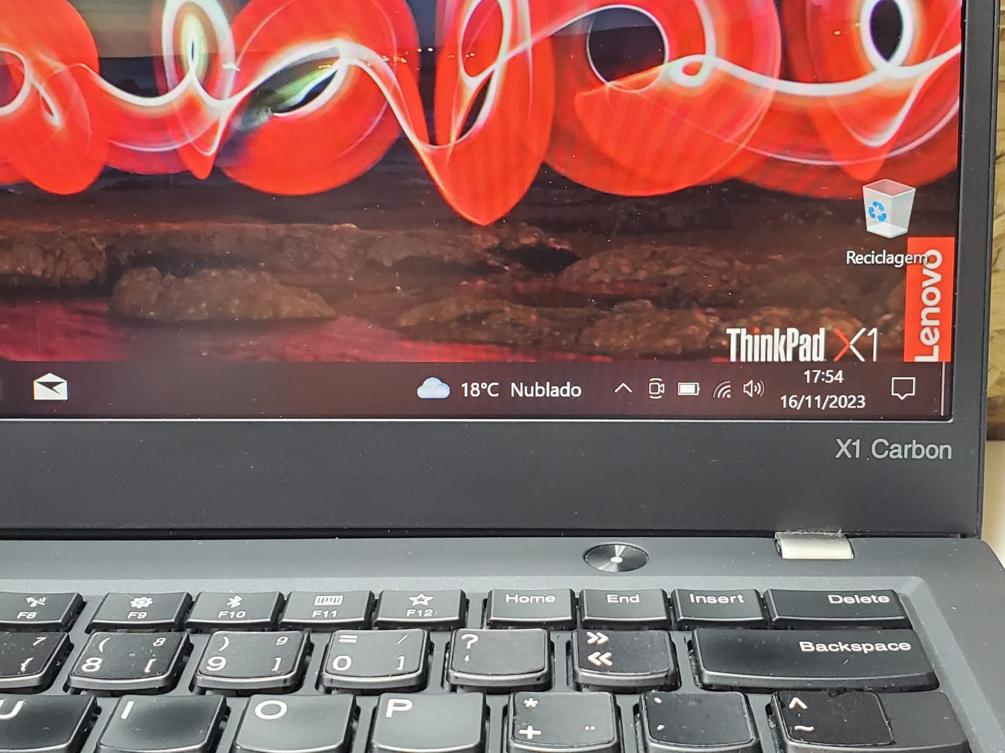 Portátil Lenovo ThinkPad X1 Carbon Quinta Geração — image 10