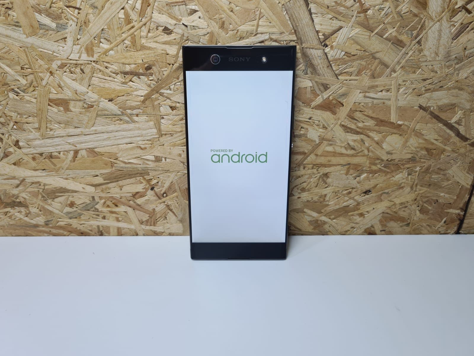 Telemóvel Sony XPERIA XA1 Ultra — imagen 2