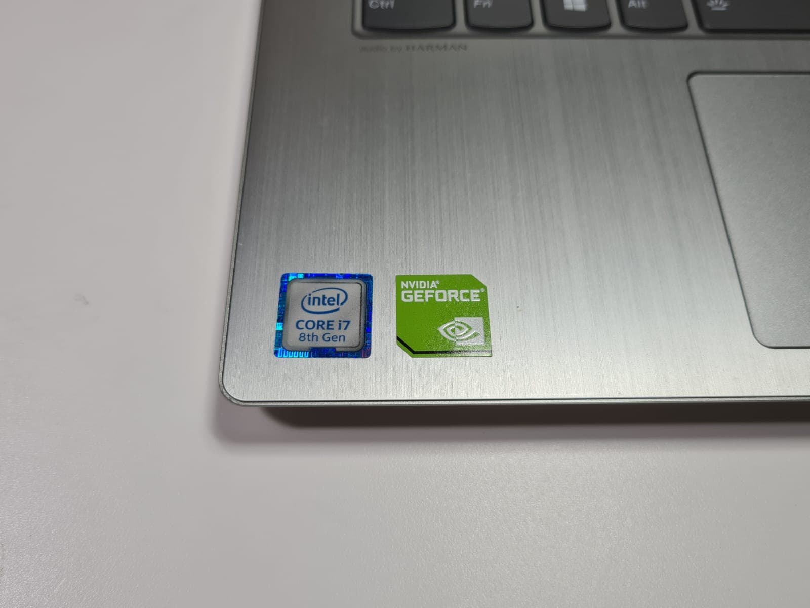 Portátil Lenovo Yoga 530-14IKB — imagen 5