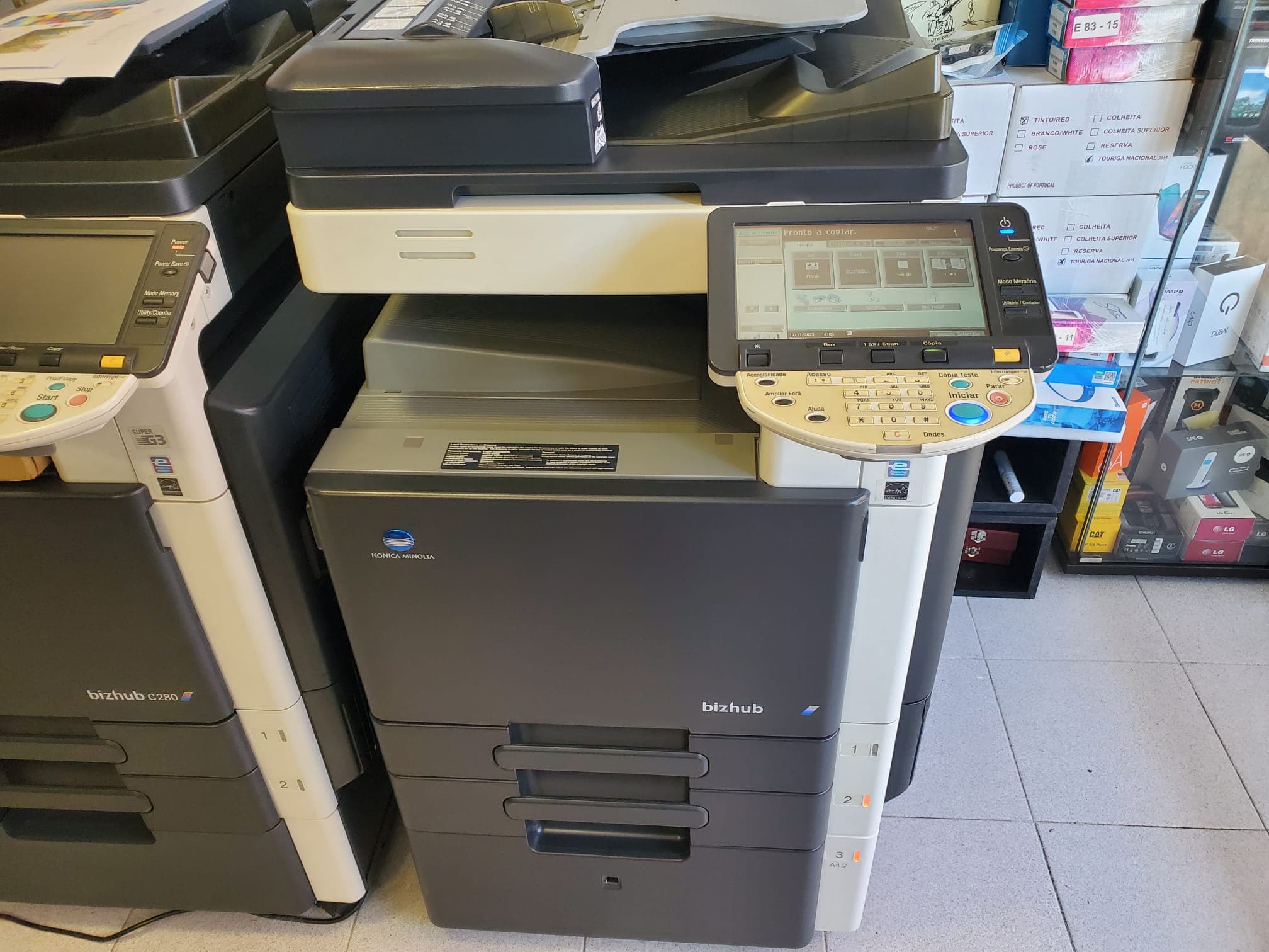 Impressora Multifunções Konica Minolta C360 — imagen 1