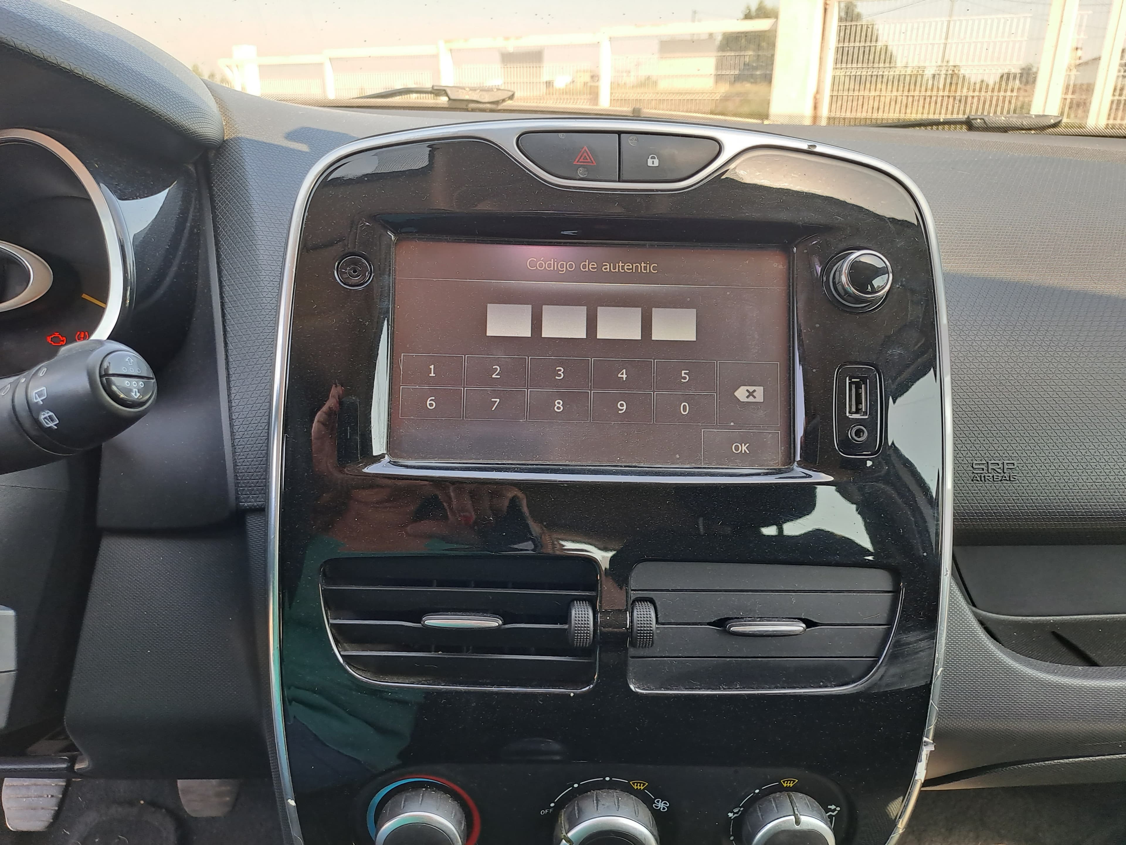 Renault Clio DCI · Ano 2015 — imagen 23