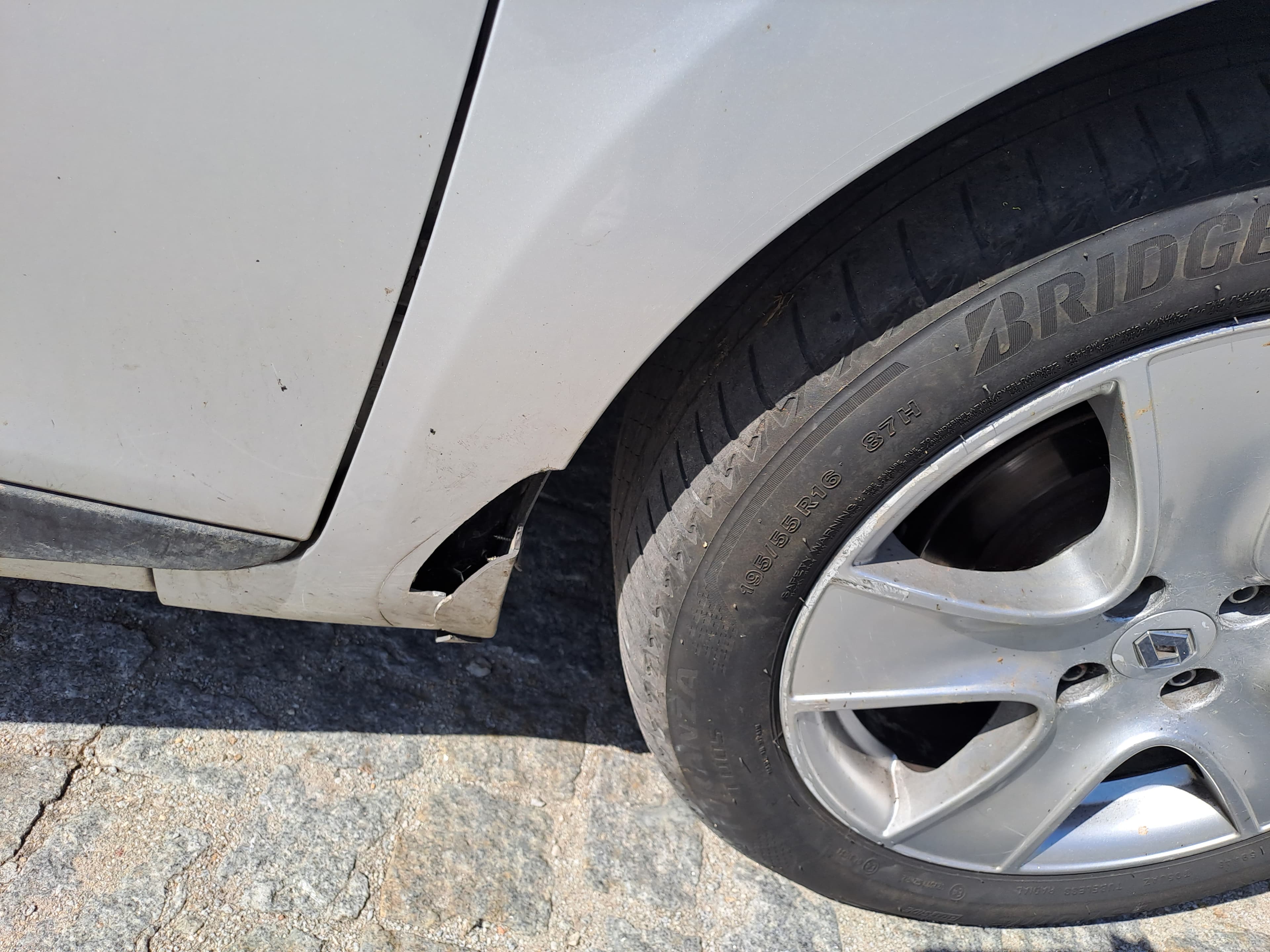 Renault Clio DCI · Ano 2015 — imagen 10