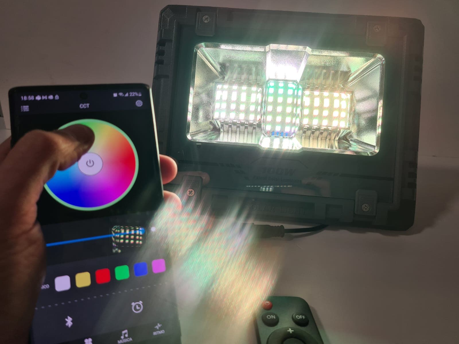 Foco Led e Painel Solar — imagem 9