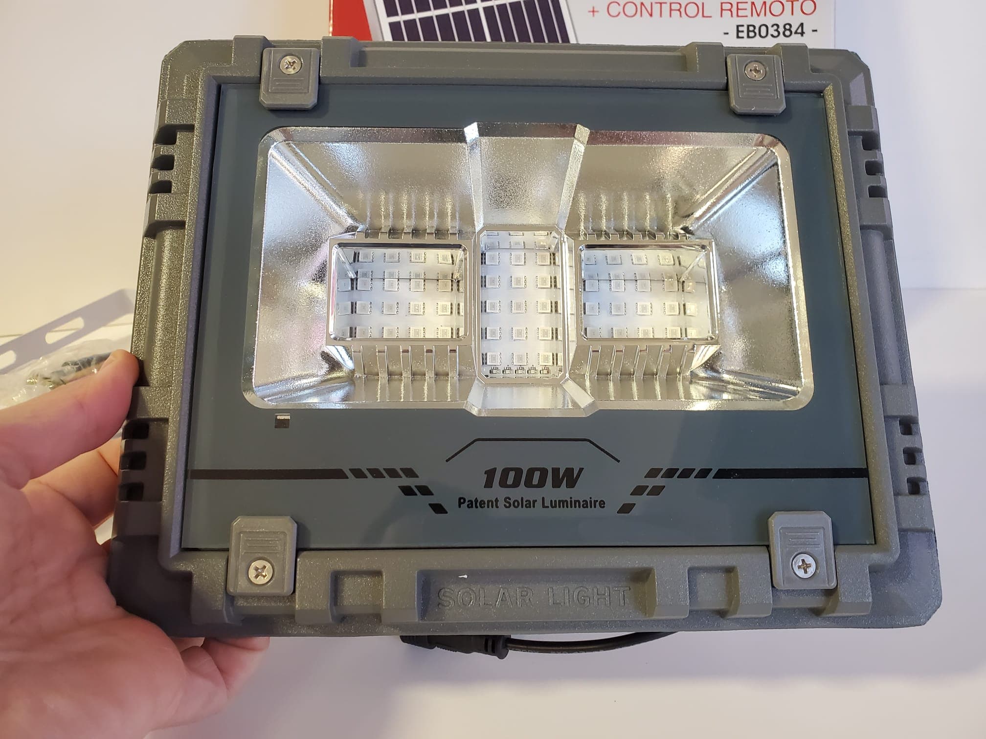 Foco Led e Painel Solar — image 22