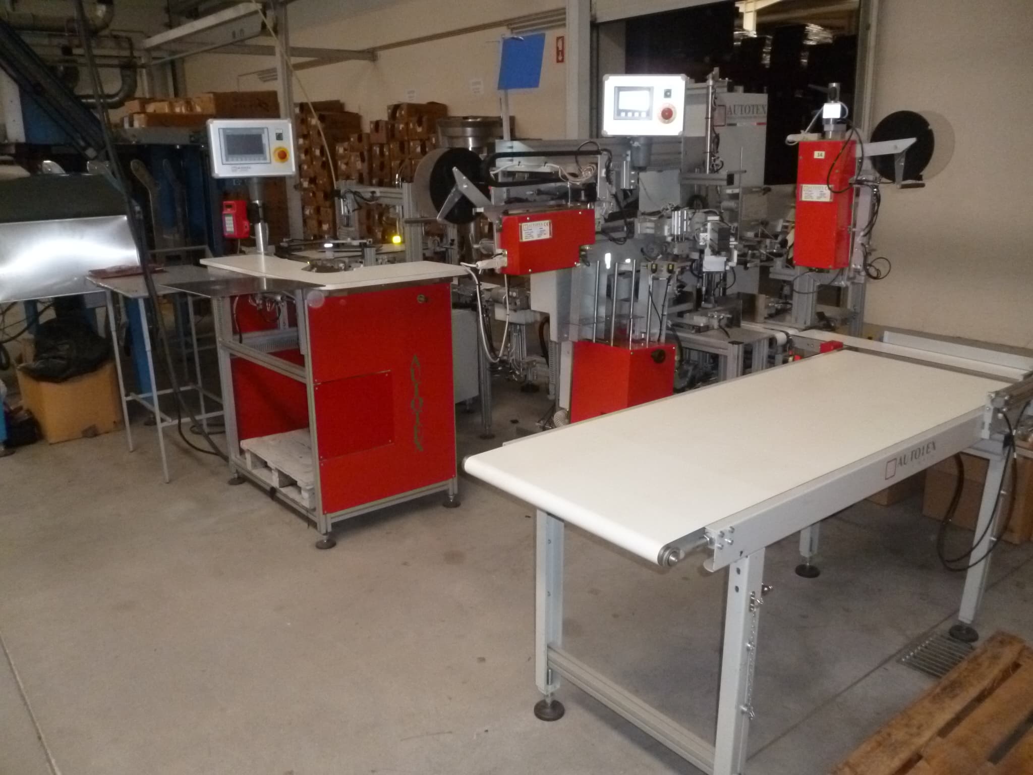 Lotes 12 a 43 - Máquinas Têxteis e Equipamentos — imagen 2