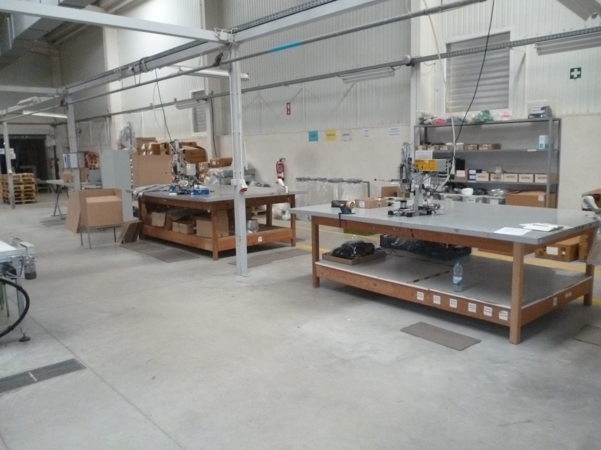 Lotes 12 a 43 - Máquinas Têxteis e Equipamentos — imagen 128