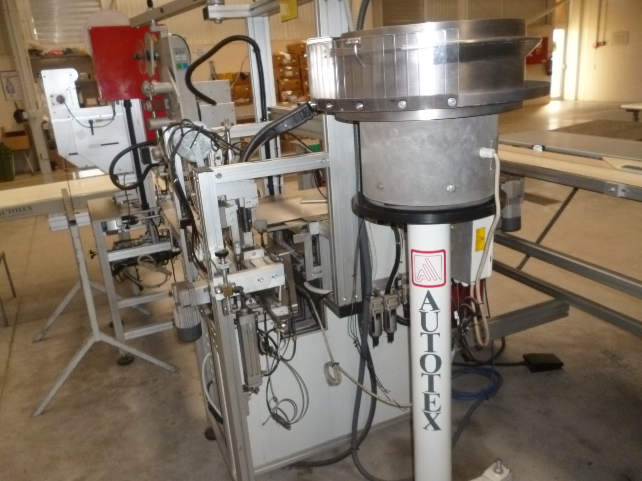 Lotes 12 a 43 - Máquinas Têxteis e Equipamentos — imagen 15
