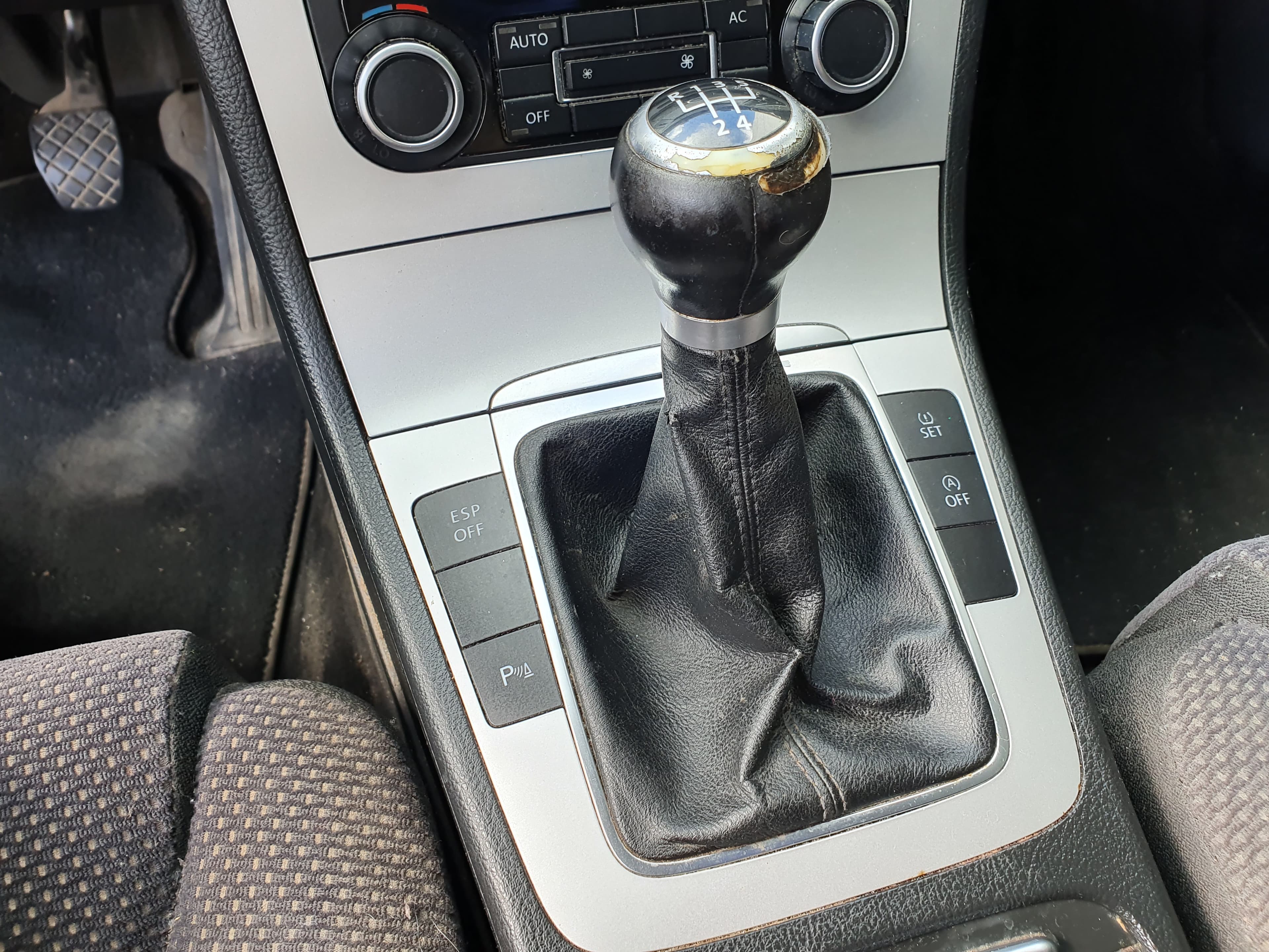 Volkswagen Passat · Ano 2011 — image 42