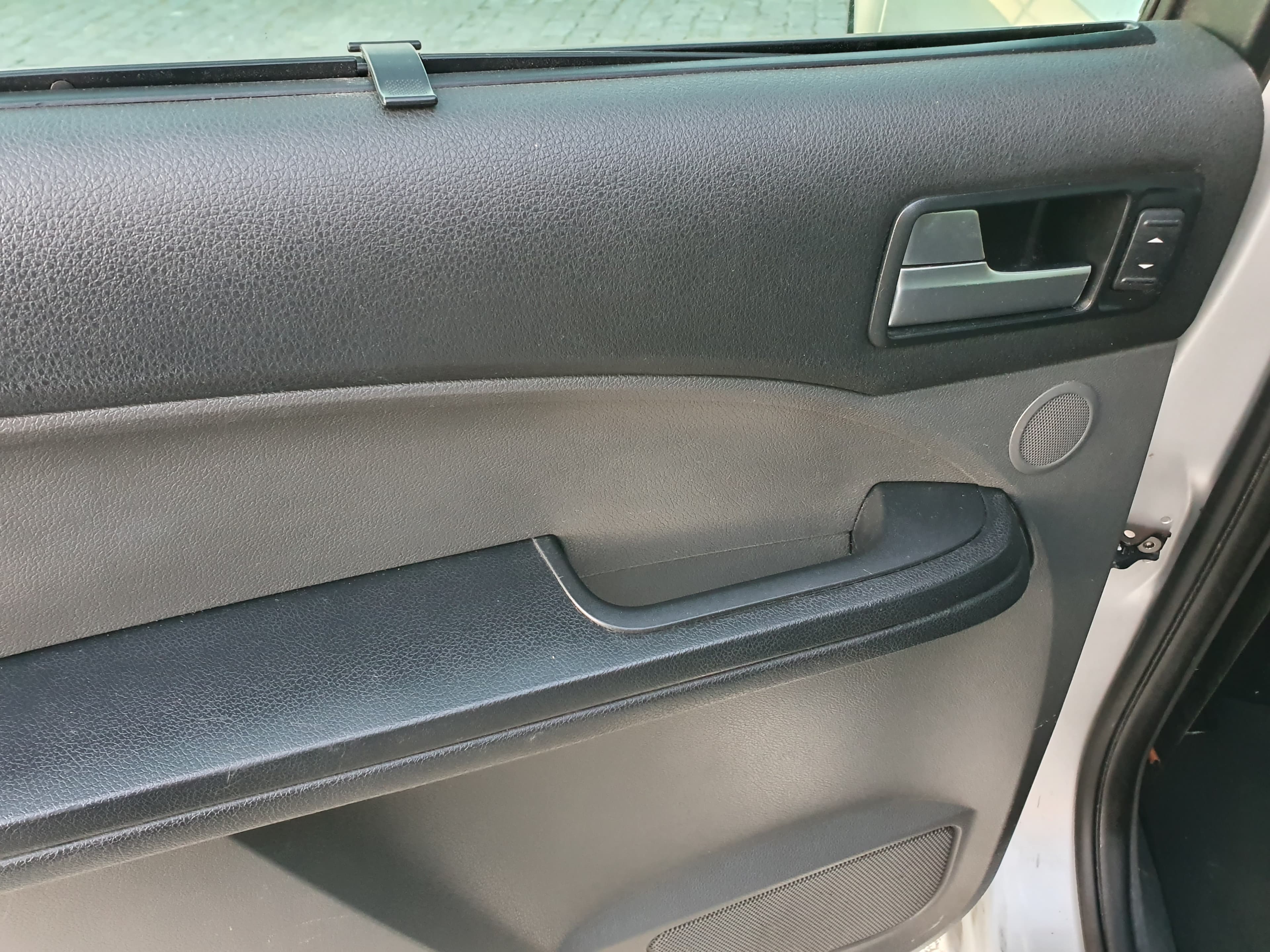 Ford Focus C-max · Ano 2006 — imagen 24