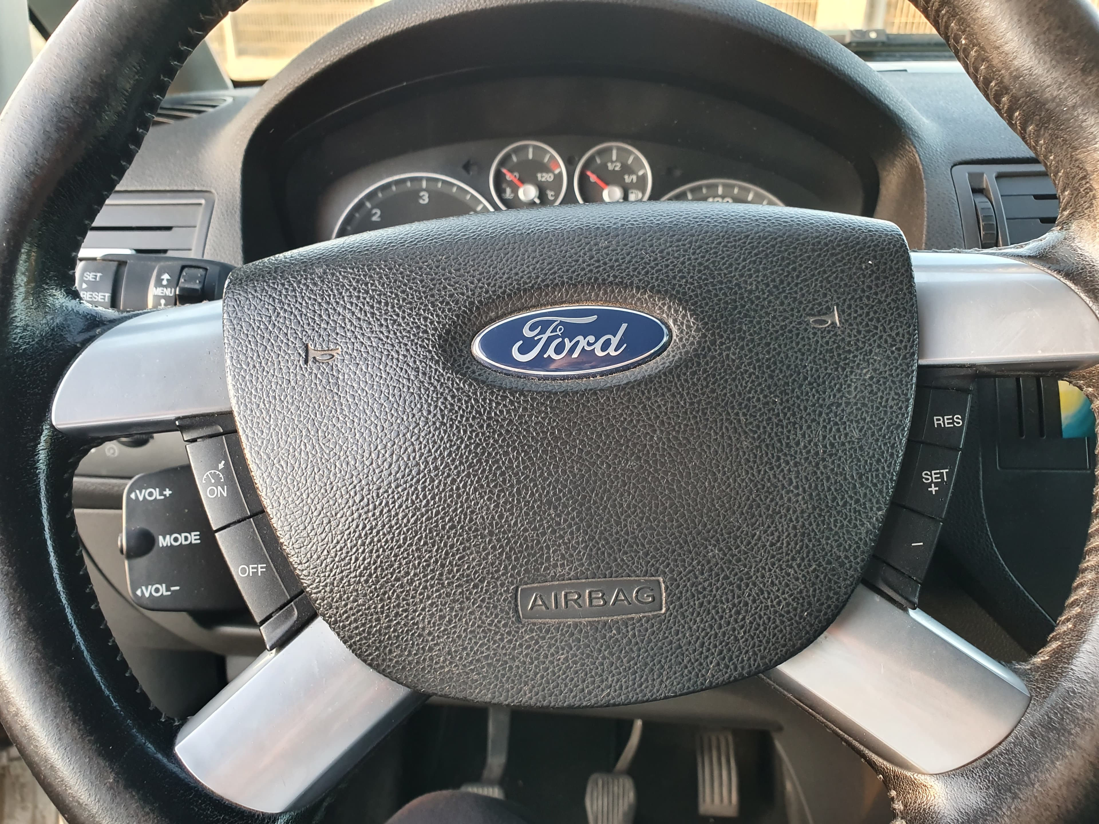 Ford Focus C-max · Ano 2006 — imagen 34