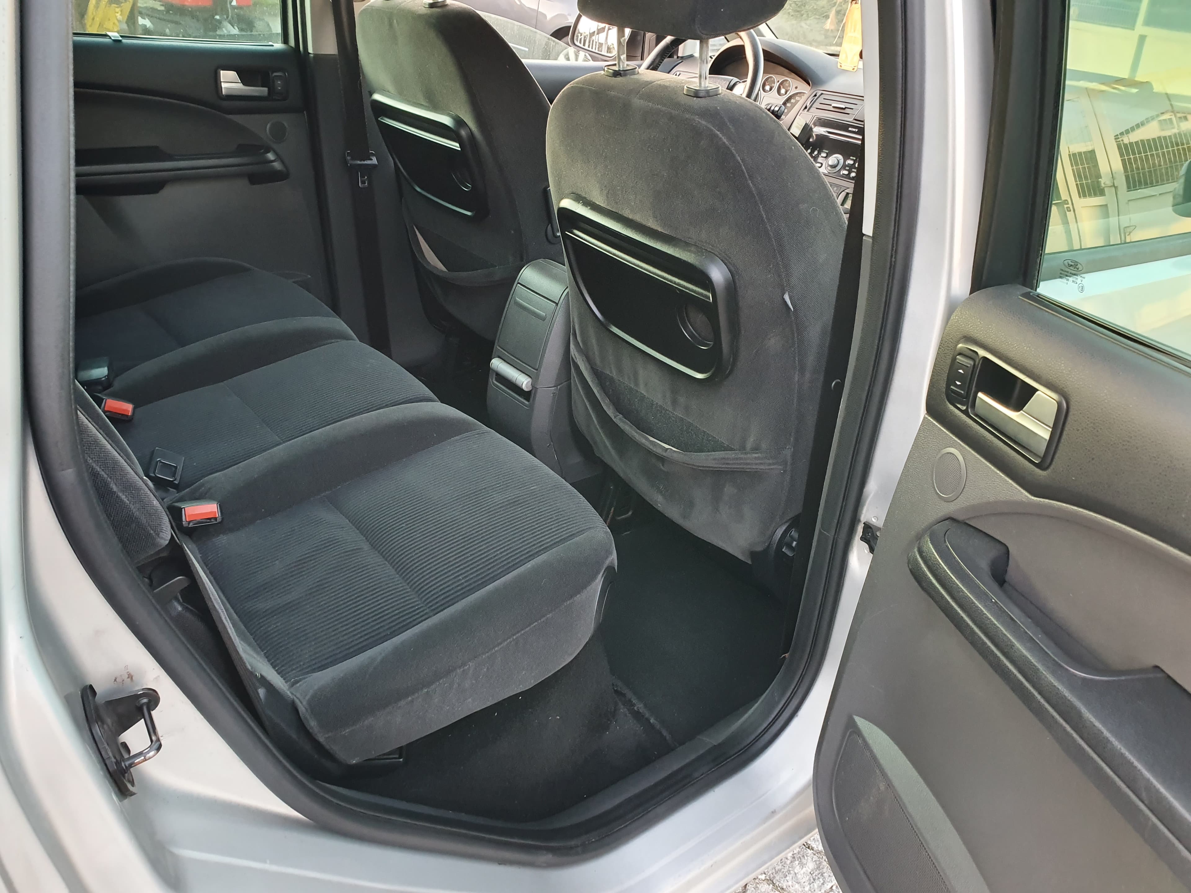 Ford Focus C-max · Ano 2006 — imagen 9