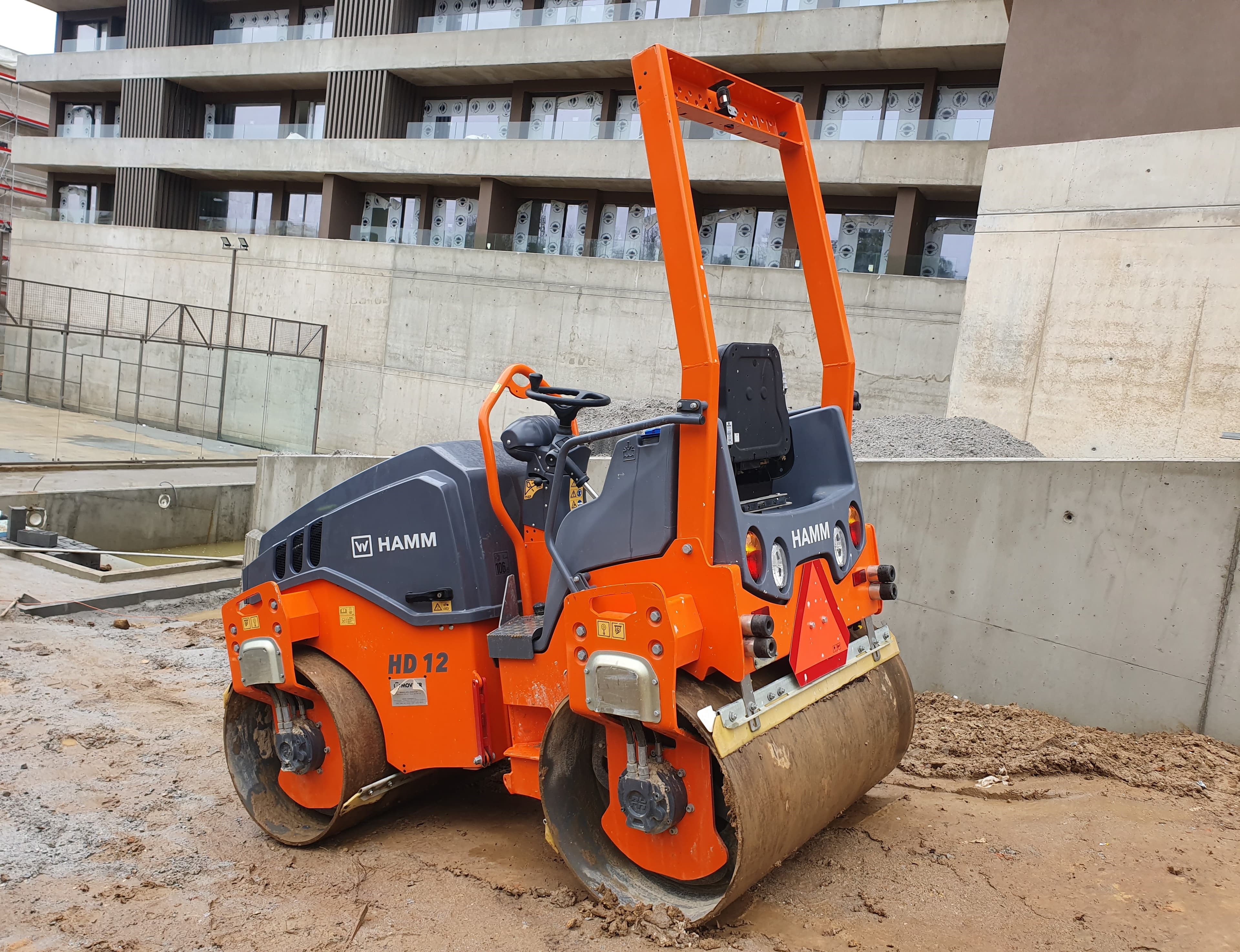 Cilindro HAMM HD 12VV · Ano 2022 — image 3