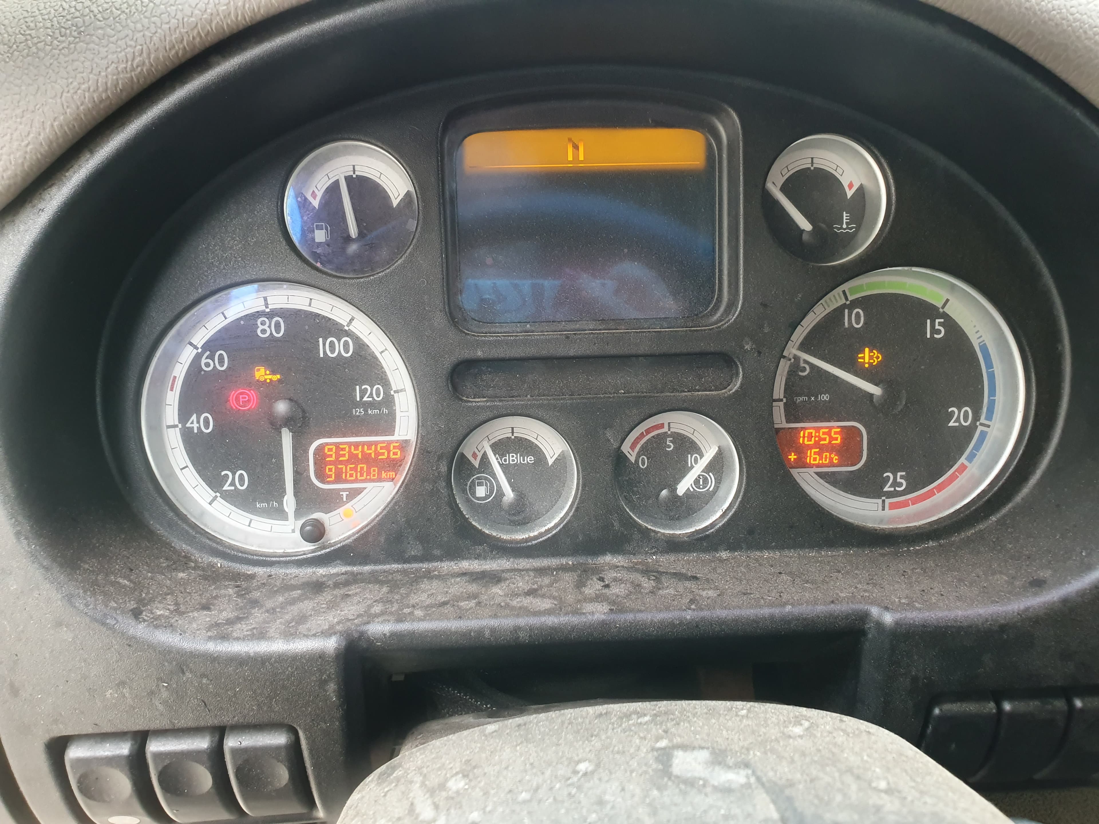 Porta Máquinas DAF CF 85.460 · Ano 2011 — imagen 17