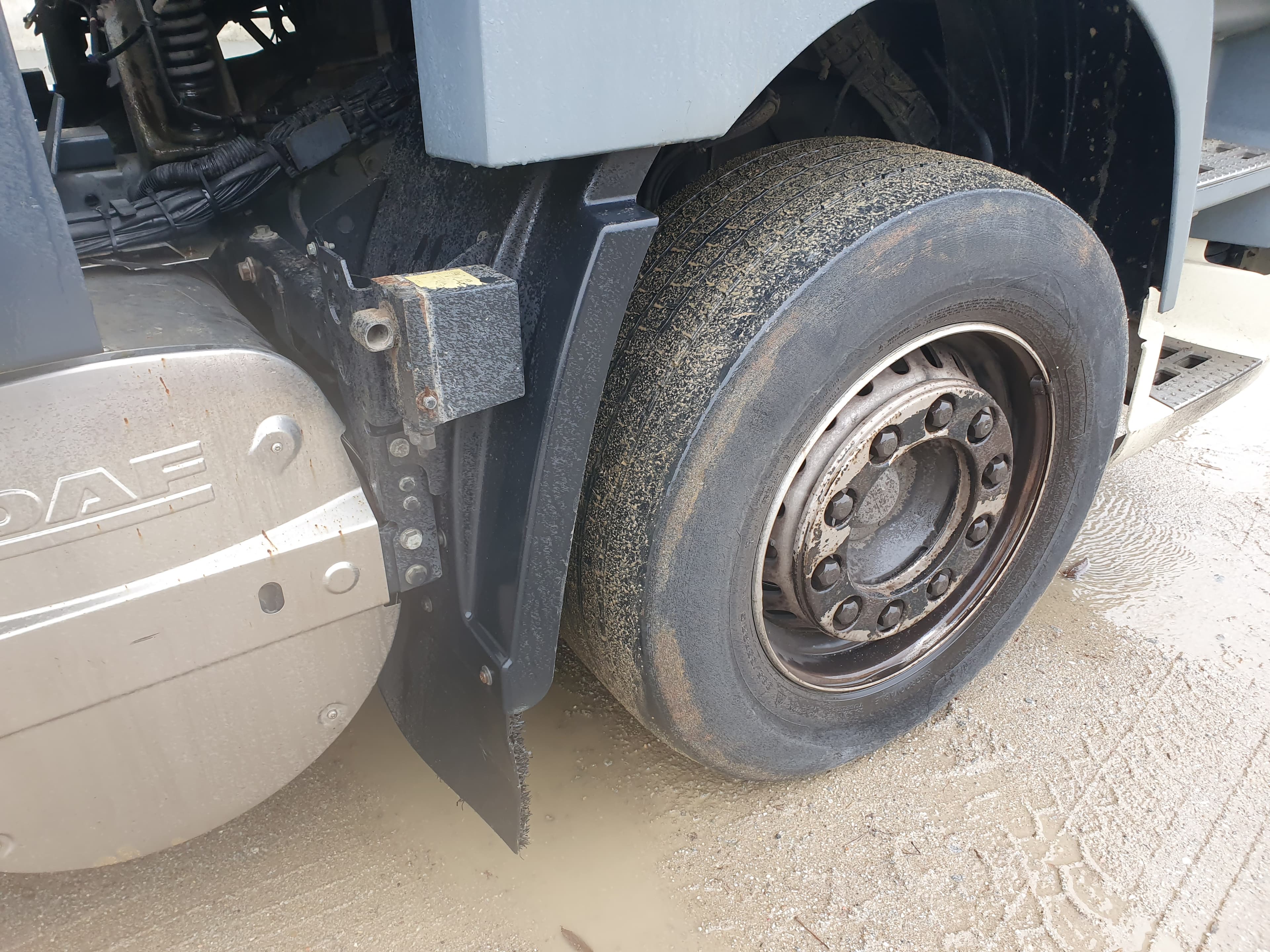Porta Máquinas DAF CF 85.460 · Ano 2011 — imagen 10