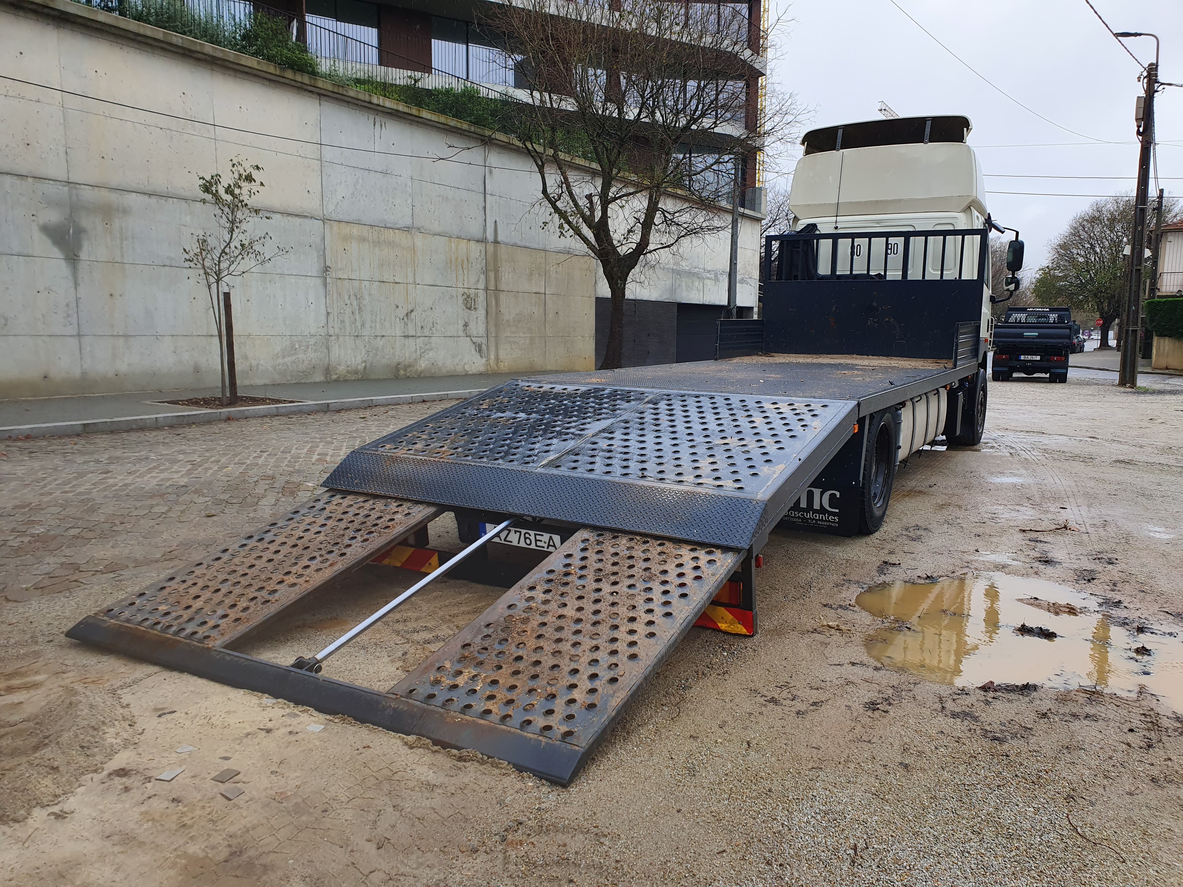 Porta Máquinas DAF CF 85.460 · Ano 2011 — imagen 4