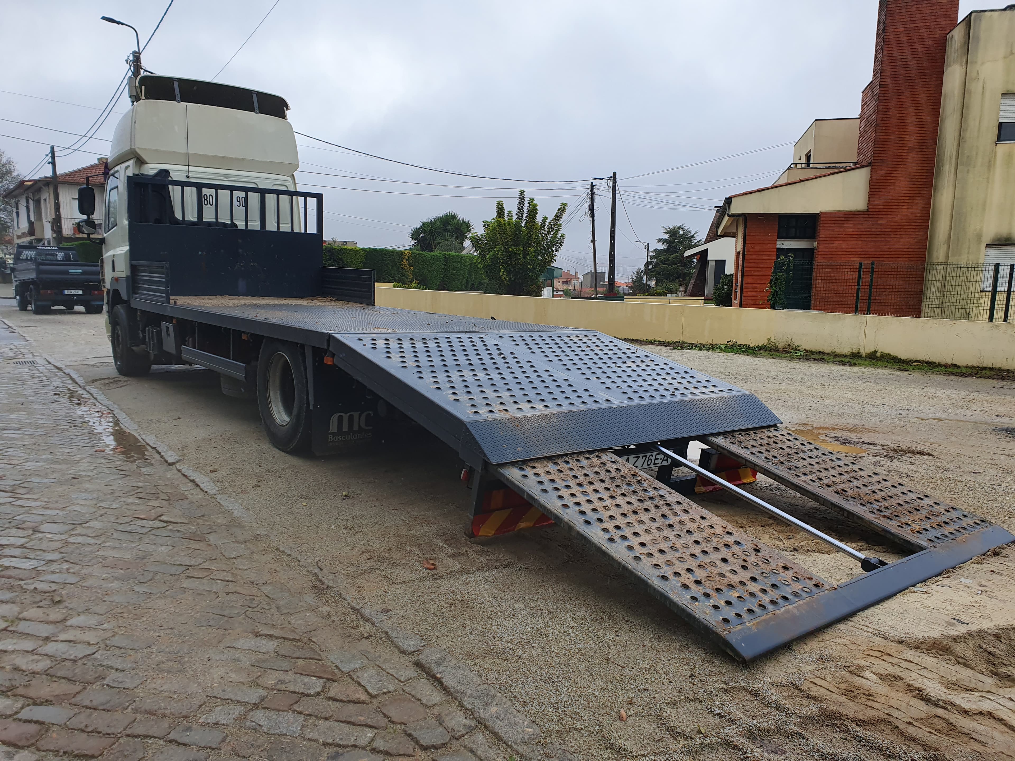 Porta Máquinas DAF CF 85.460 · Ano 2011 — imagen 6