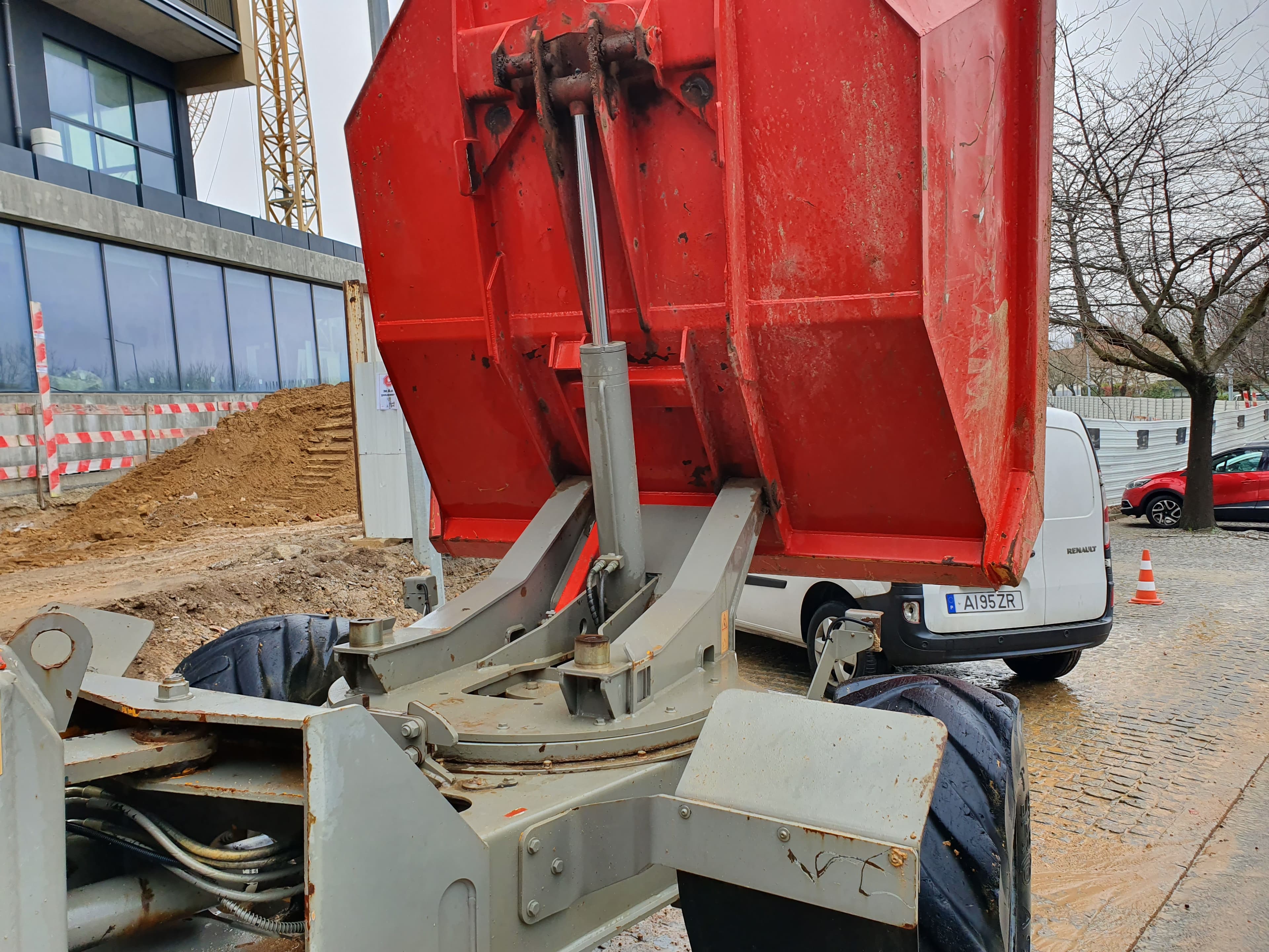 Dumper Thwaites Mach 664 · Ano 2011 — imagen 14