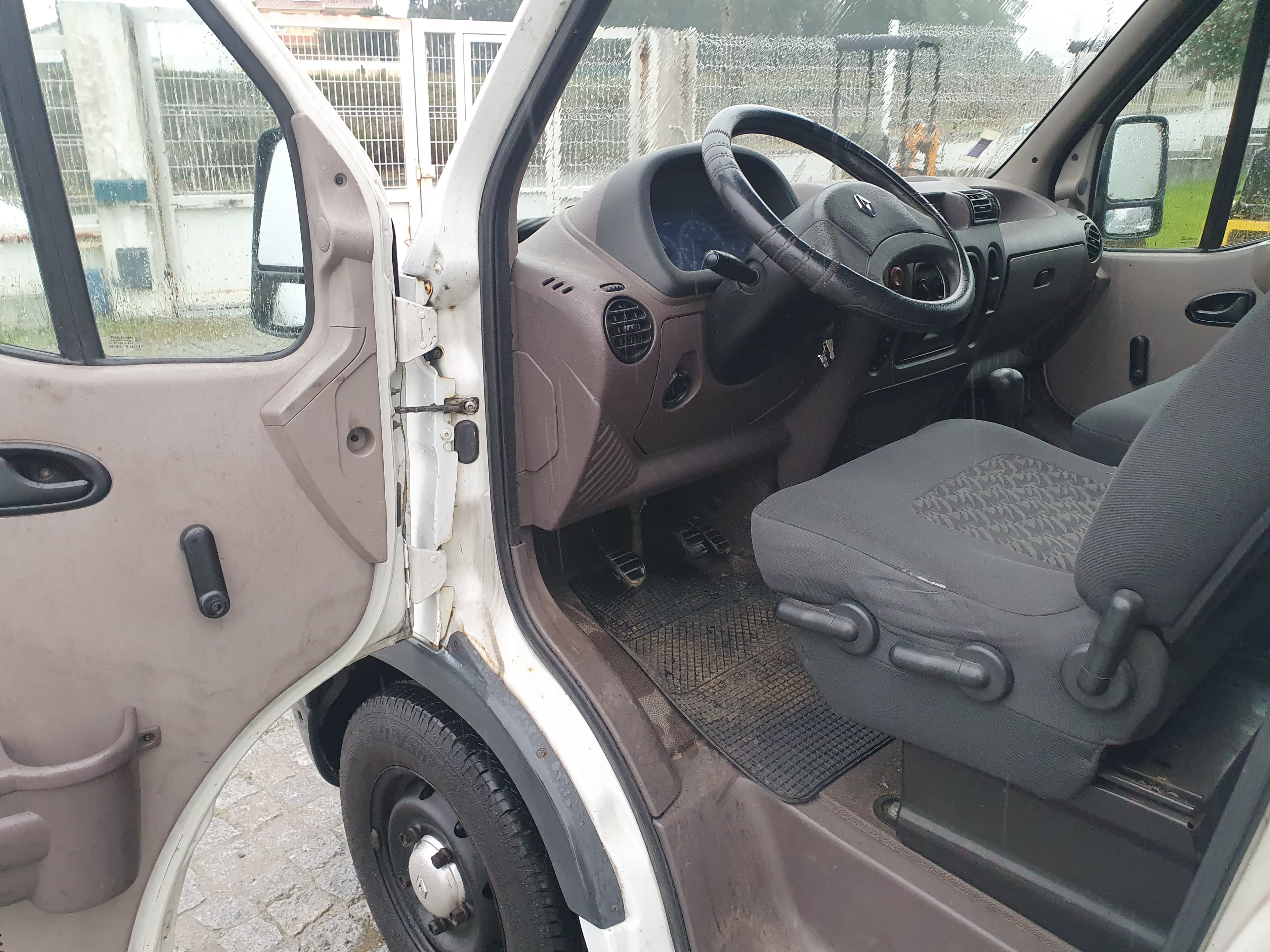 Renault Master · Ano 1998 — imagen 24