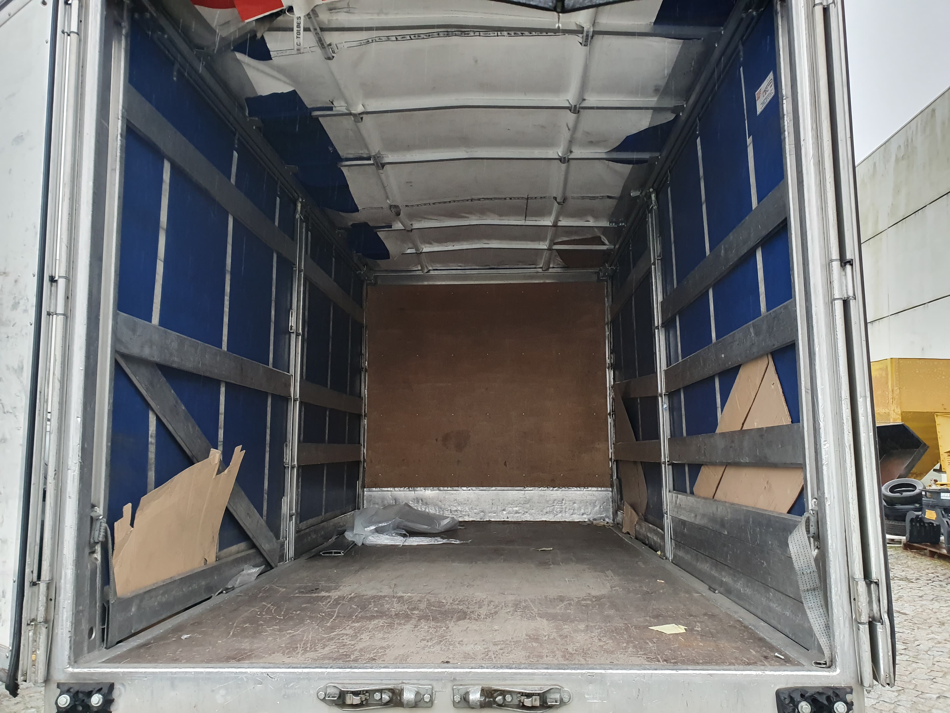 Iveco Daily 35-140 · Ano 2020 — imagen 8