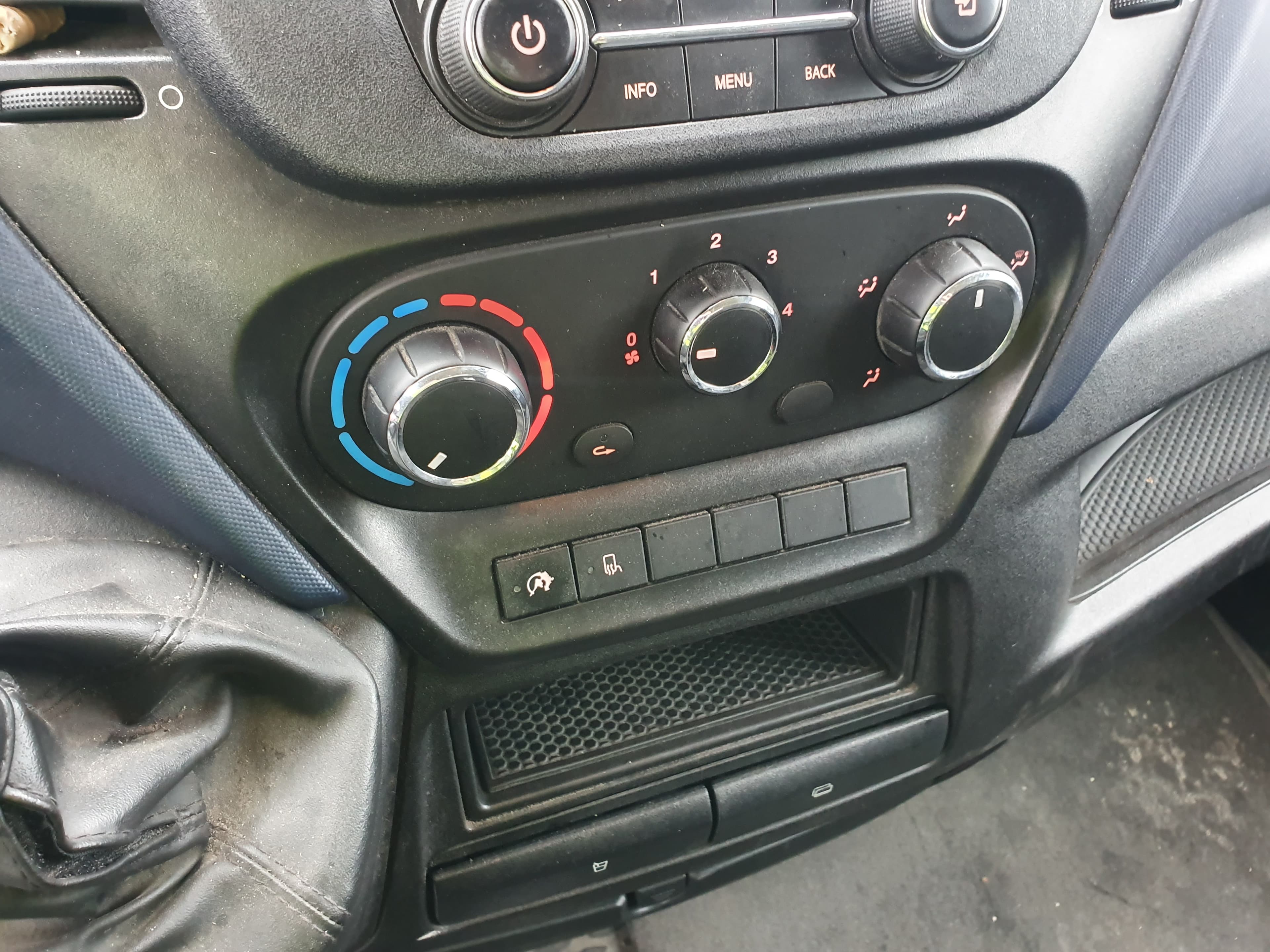 Iveco Daily 35-140 · Ano 2020 — imagen 29
