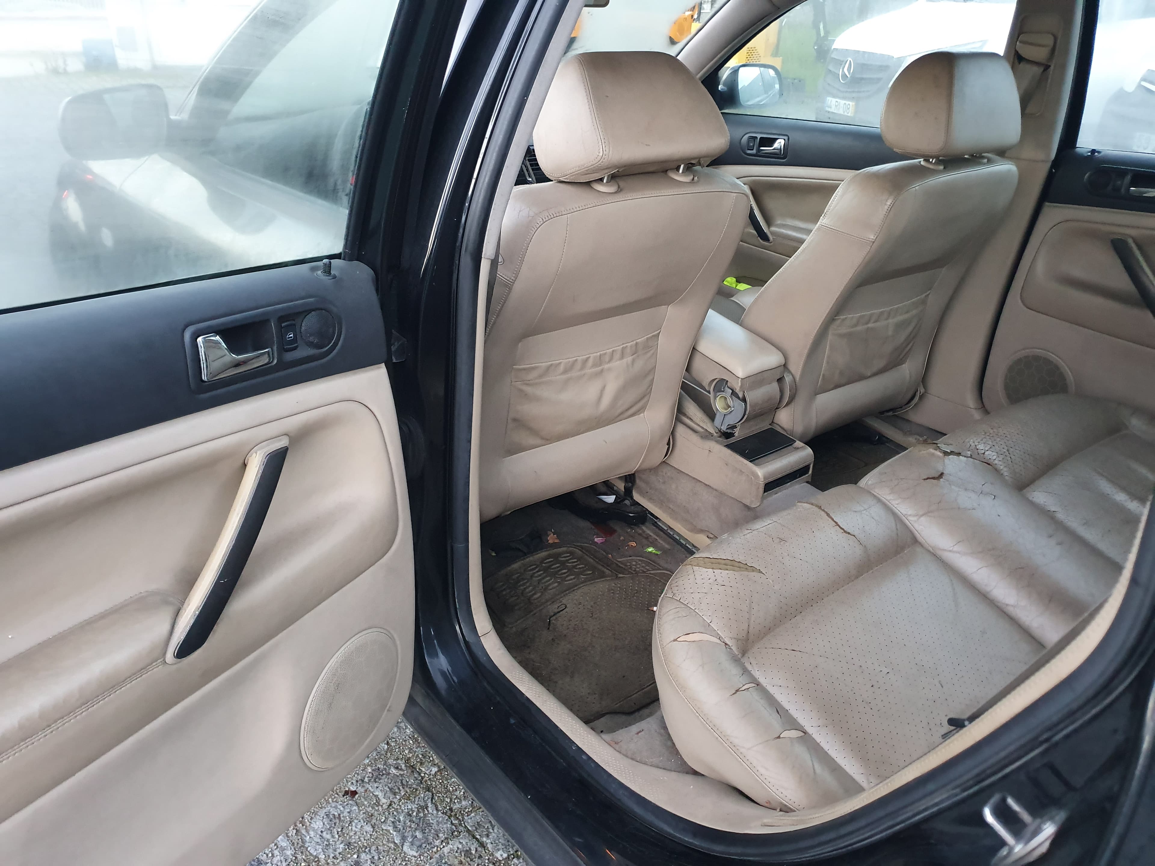 Volkswagen Passat · Ano 1999 — image 28