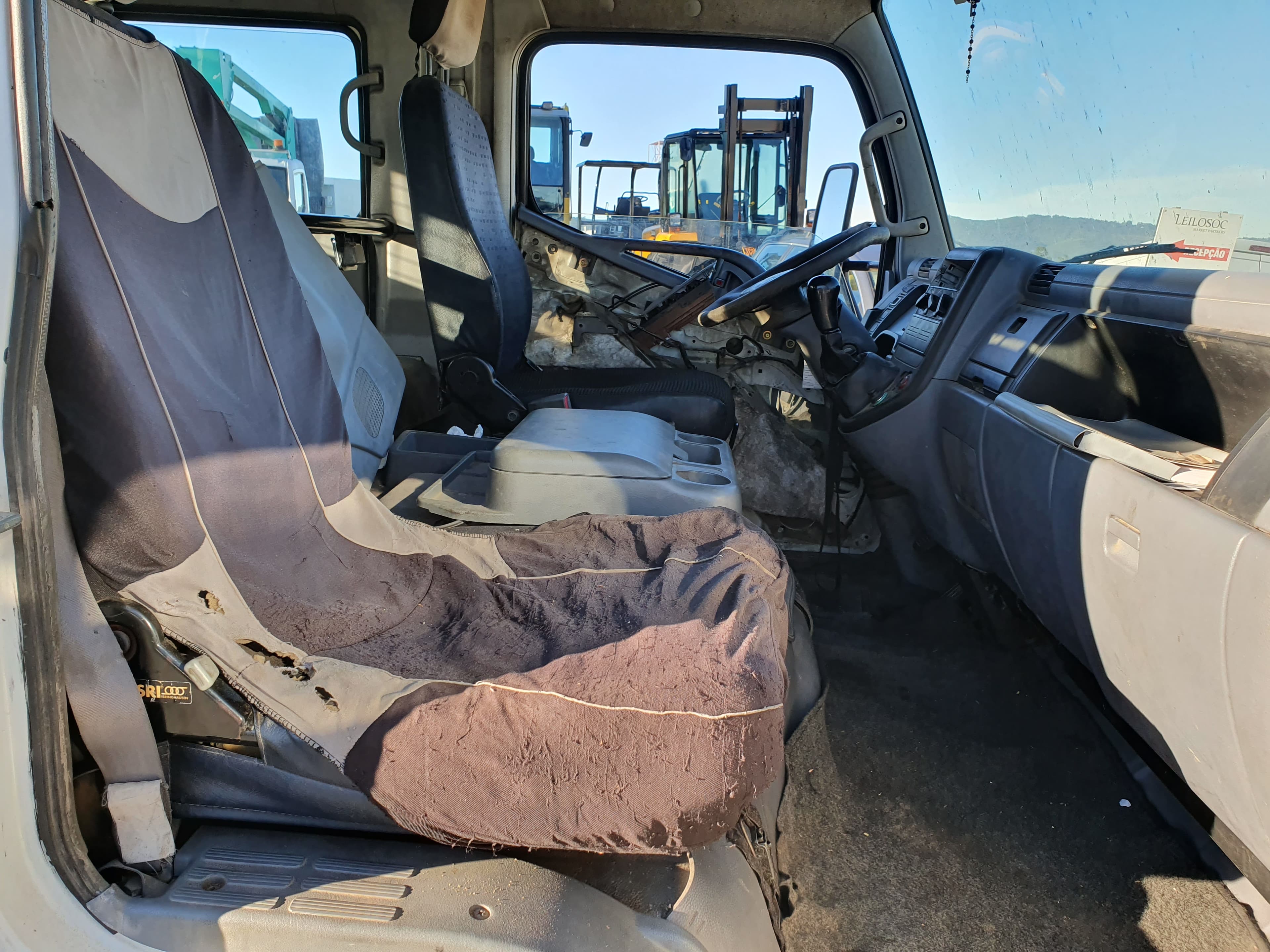 Mitsubishi Canter · Ano 2007 — imagen 29