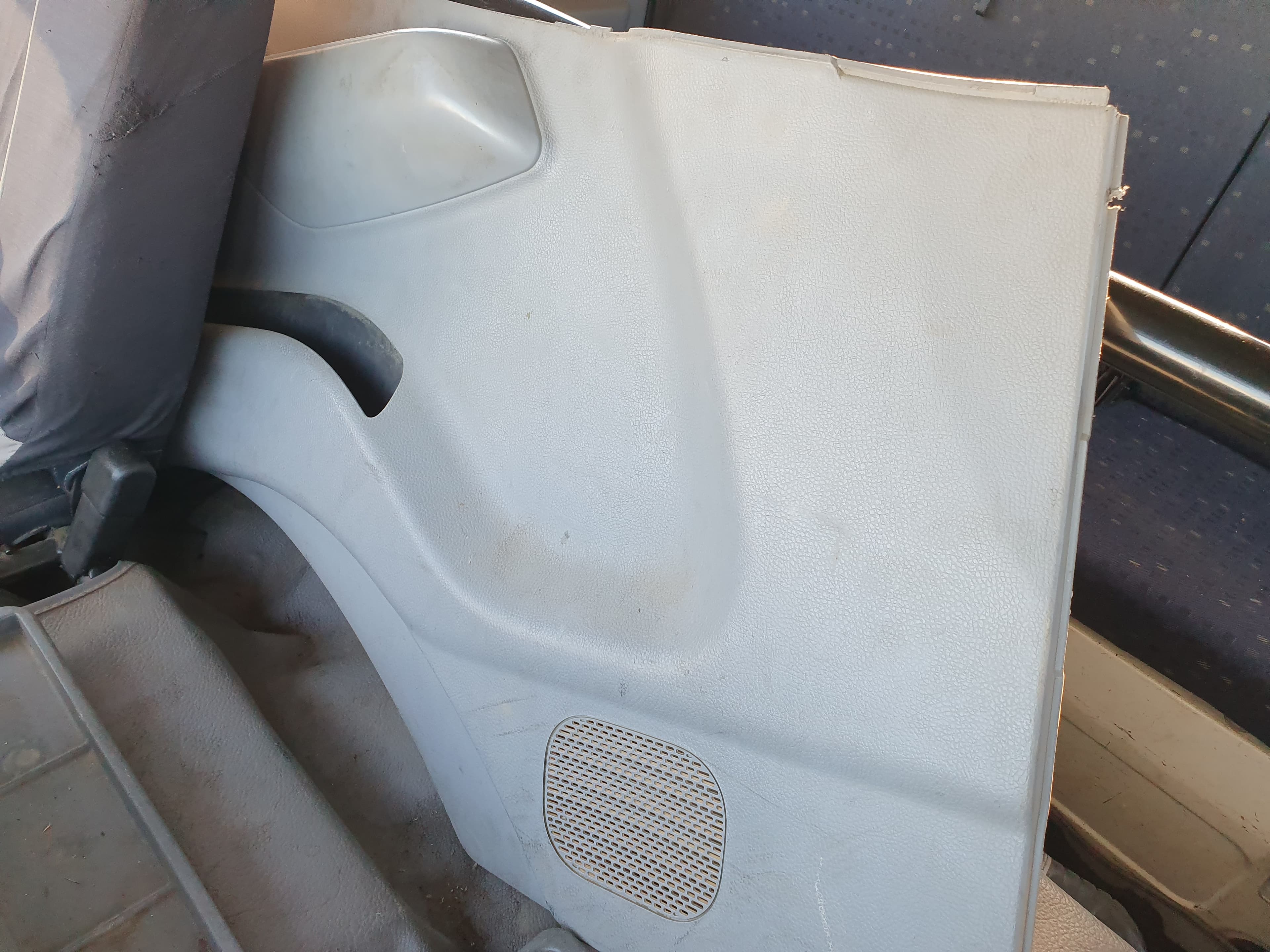 Mitsubishi Canter · Ano 2007 — imagen 35