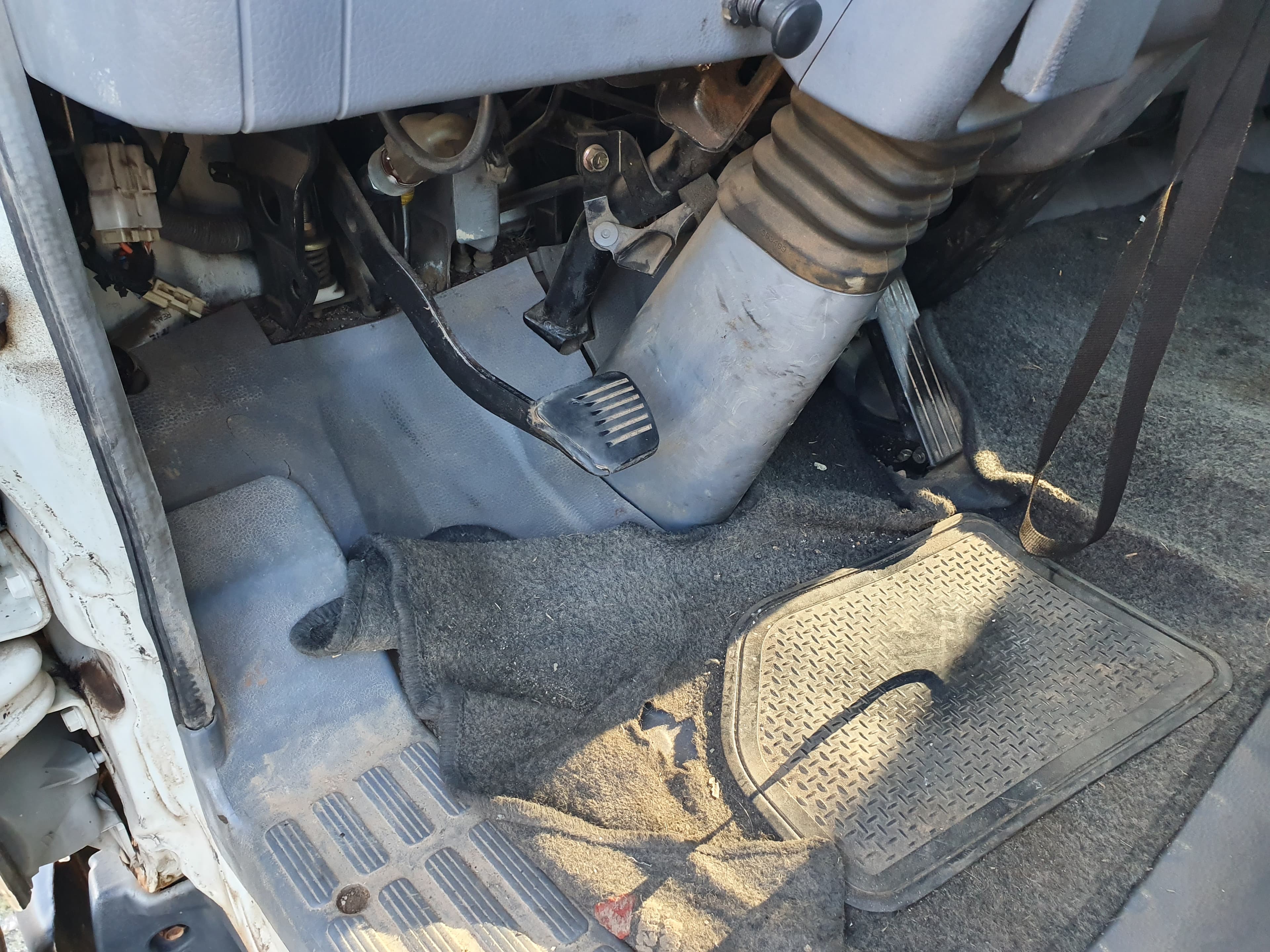 Mitsubishi Canter · Ano 2007 — imagen 27