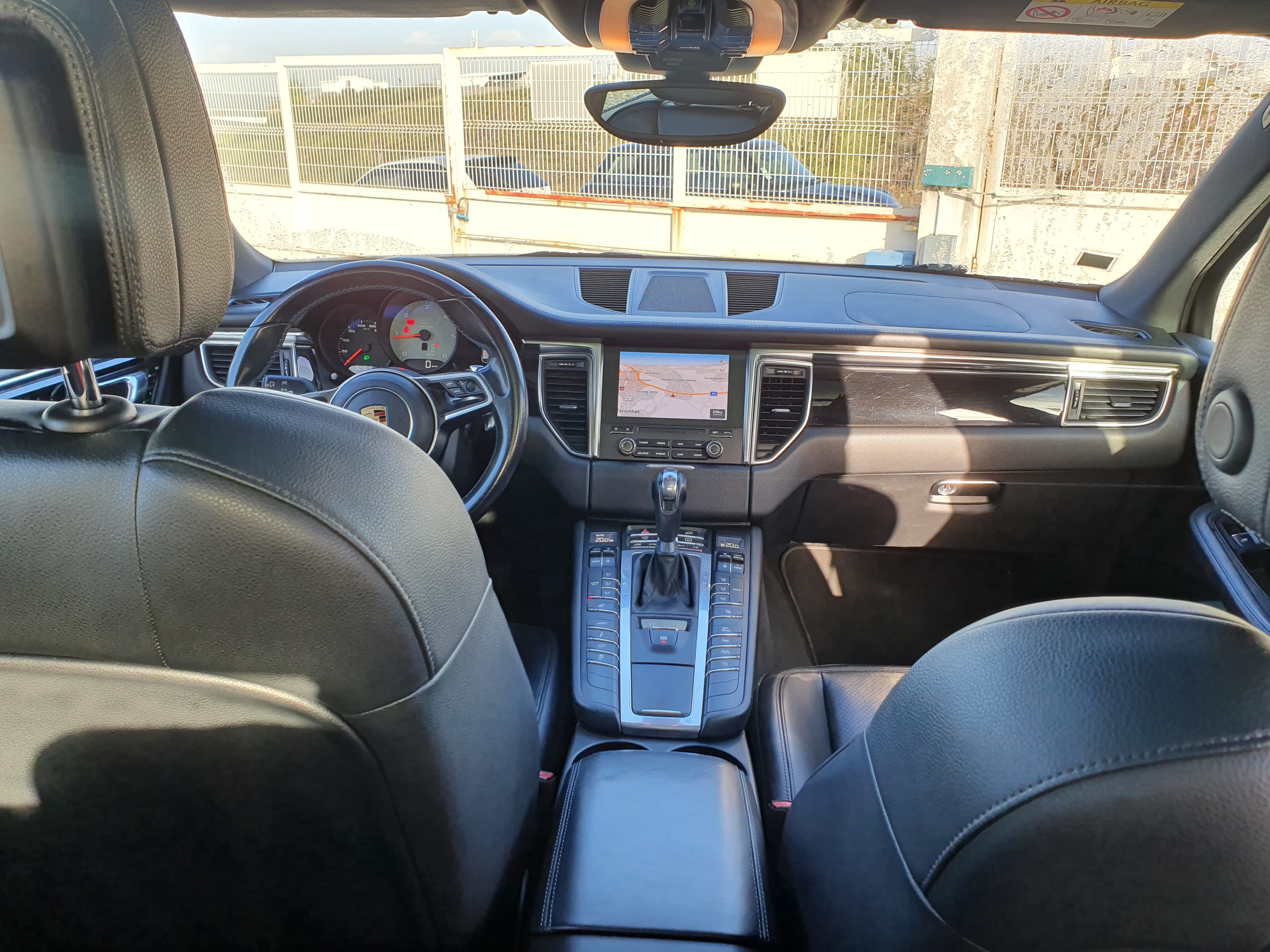 Porsche Macan S · Ano 2016 — image 22