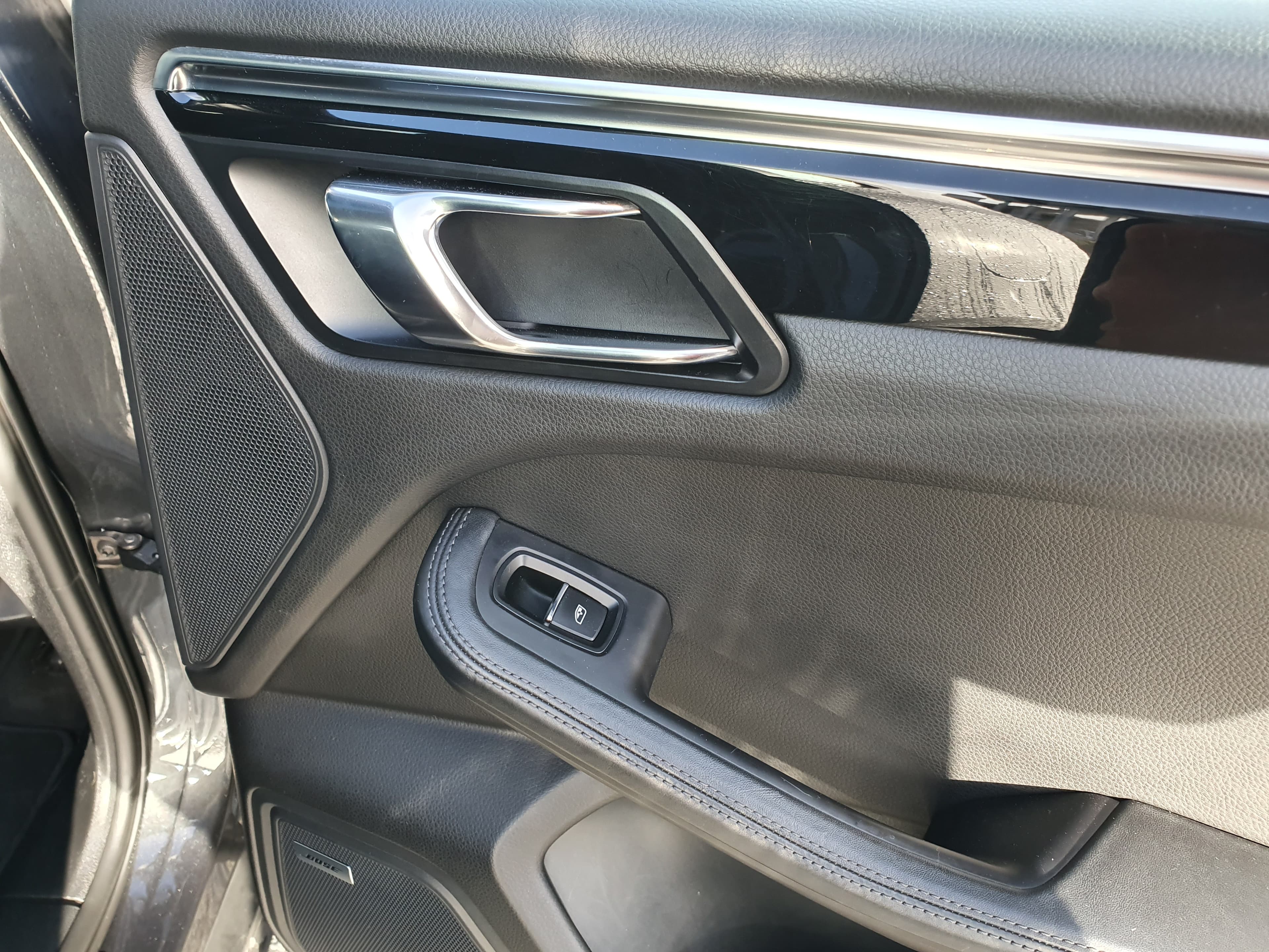 Porsche Macan S · Ano 2016 — image 20