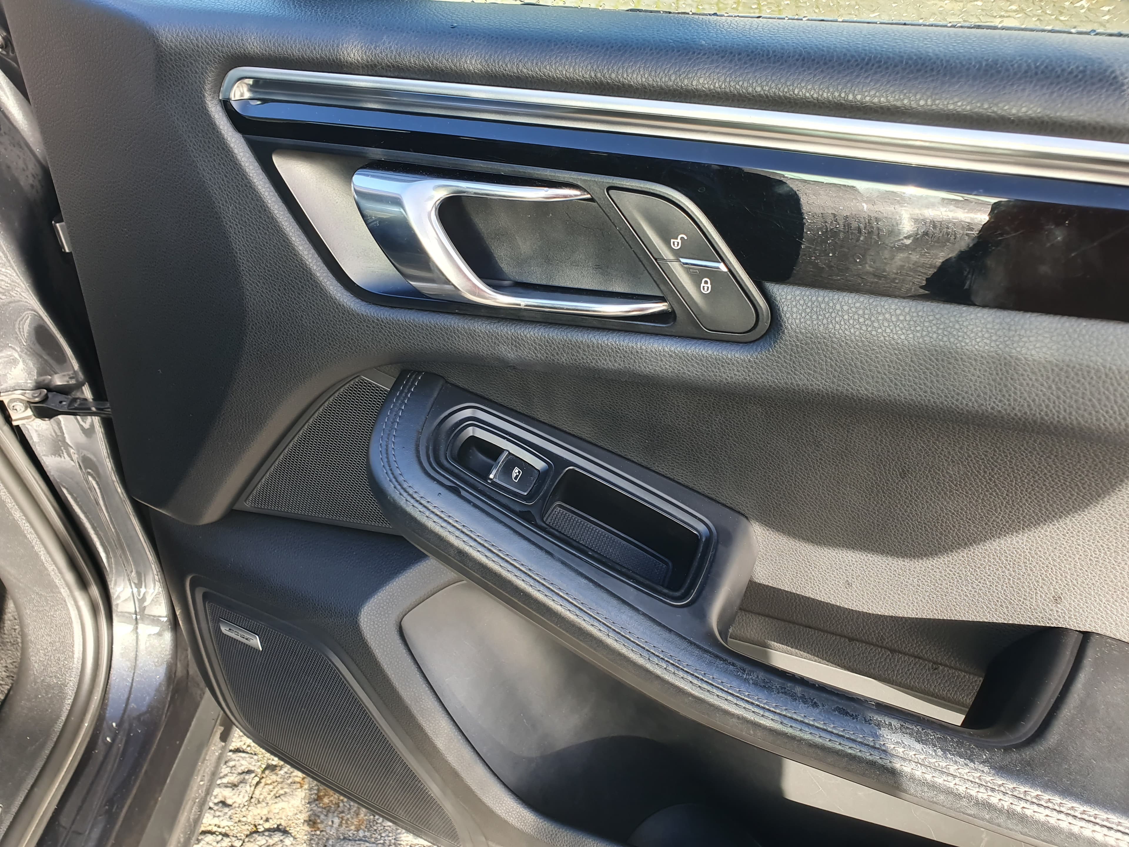 Porsche Macan S · Ano 2016 — image 24