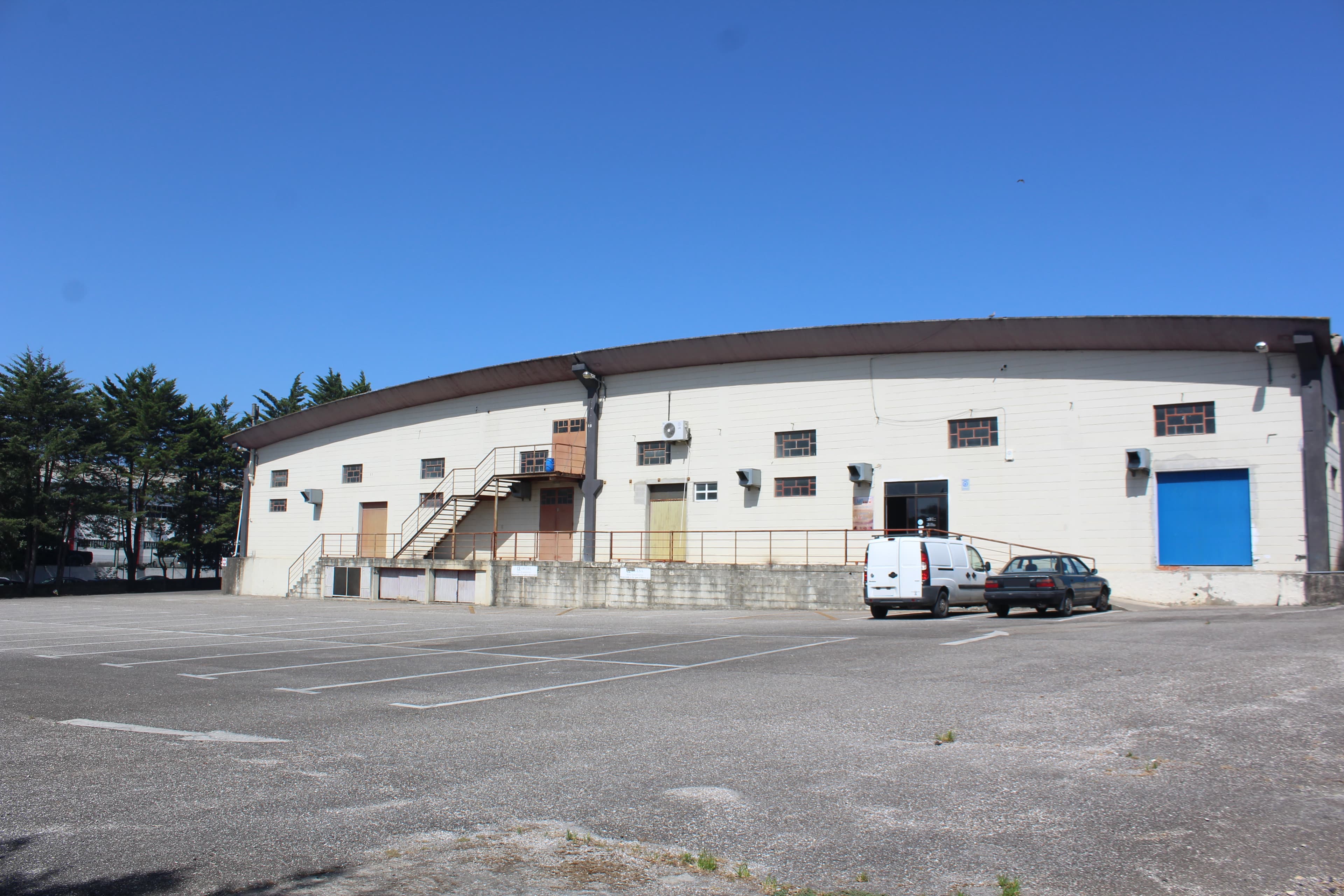 Armazém Comercial · Zona Industrial de Santarém — imagen 11