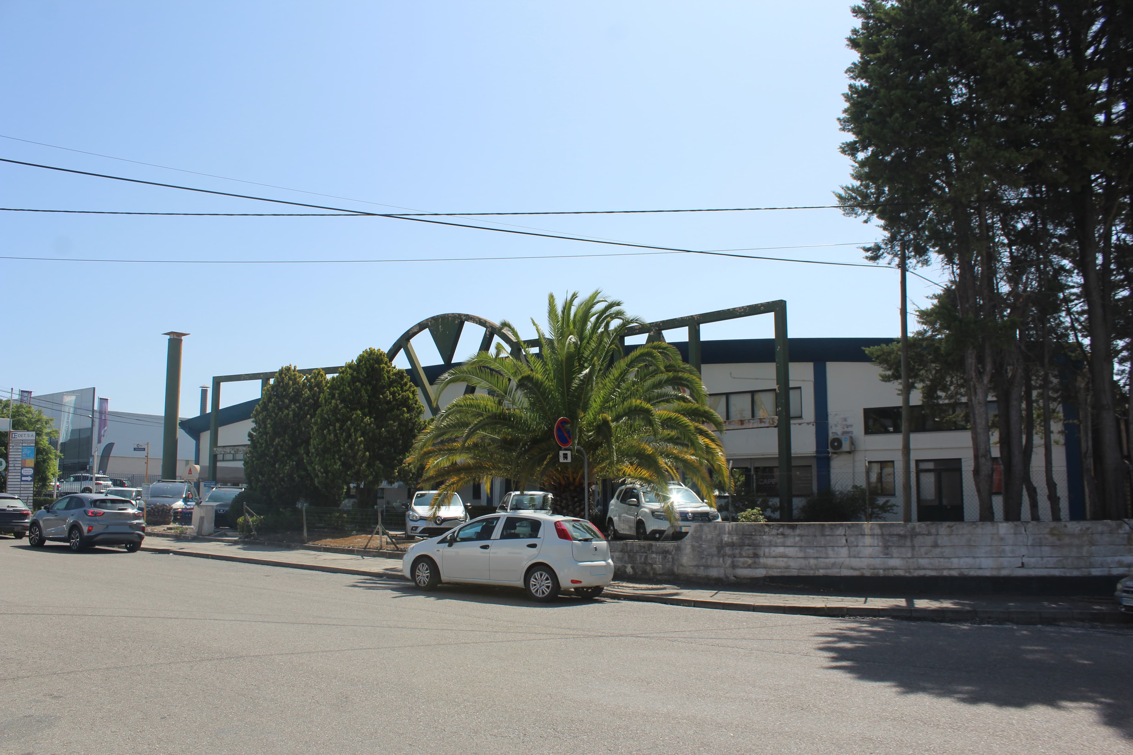 Armazém Comercial · Zona Industrial de Santarém — imagen 8