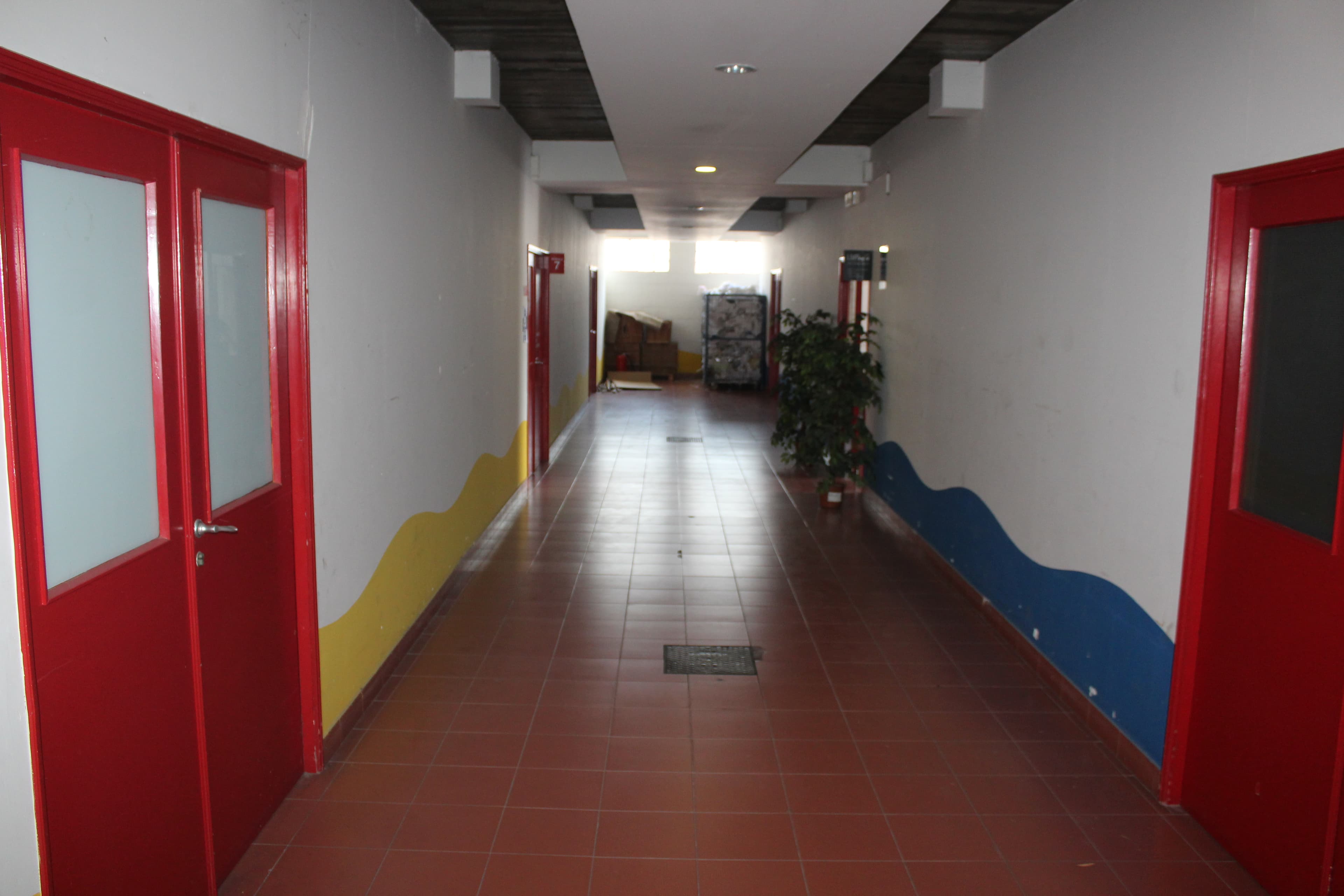 Armazém Comercial · Zona Industrial de Santarém — imagen 33