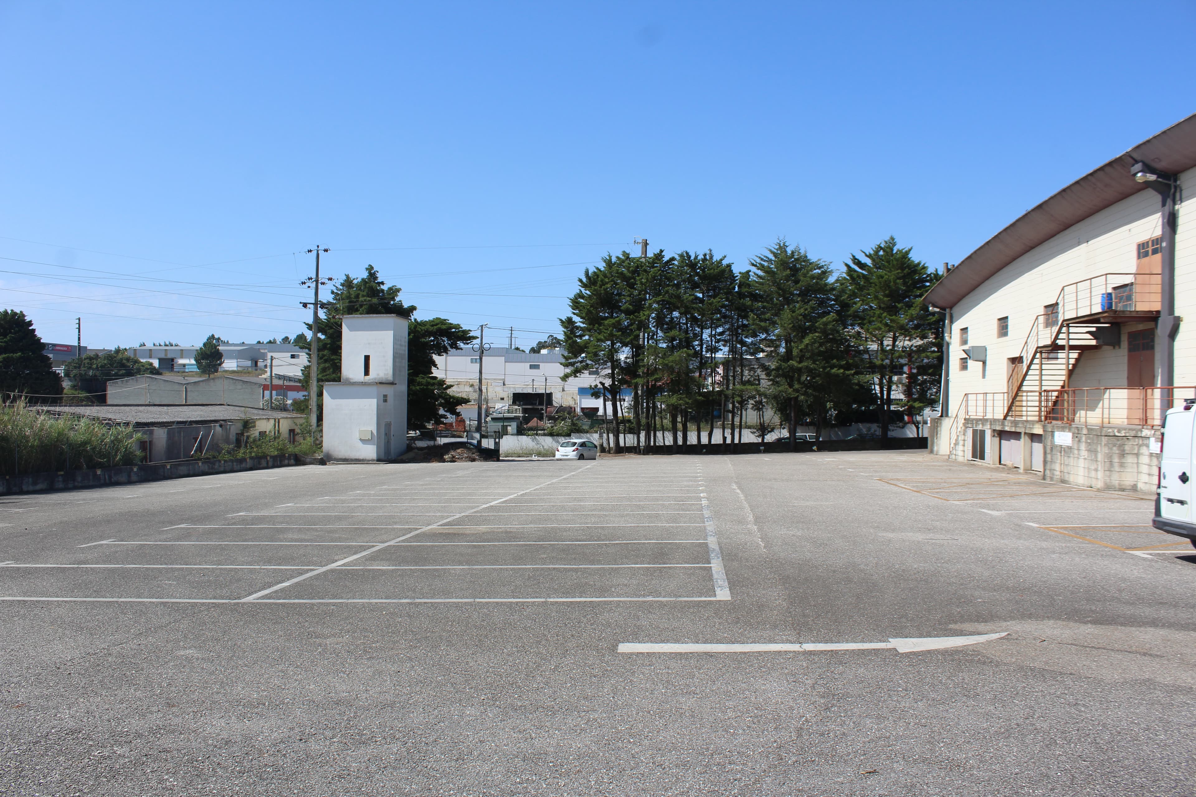 Armazém Comercial · Zona Industrial de Santarém — imagen 14