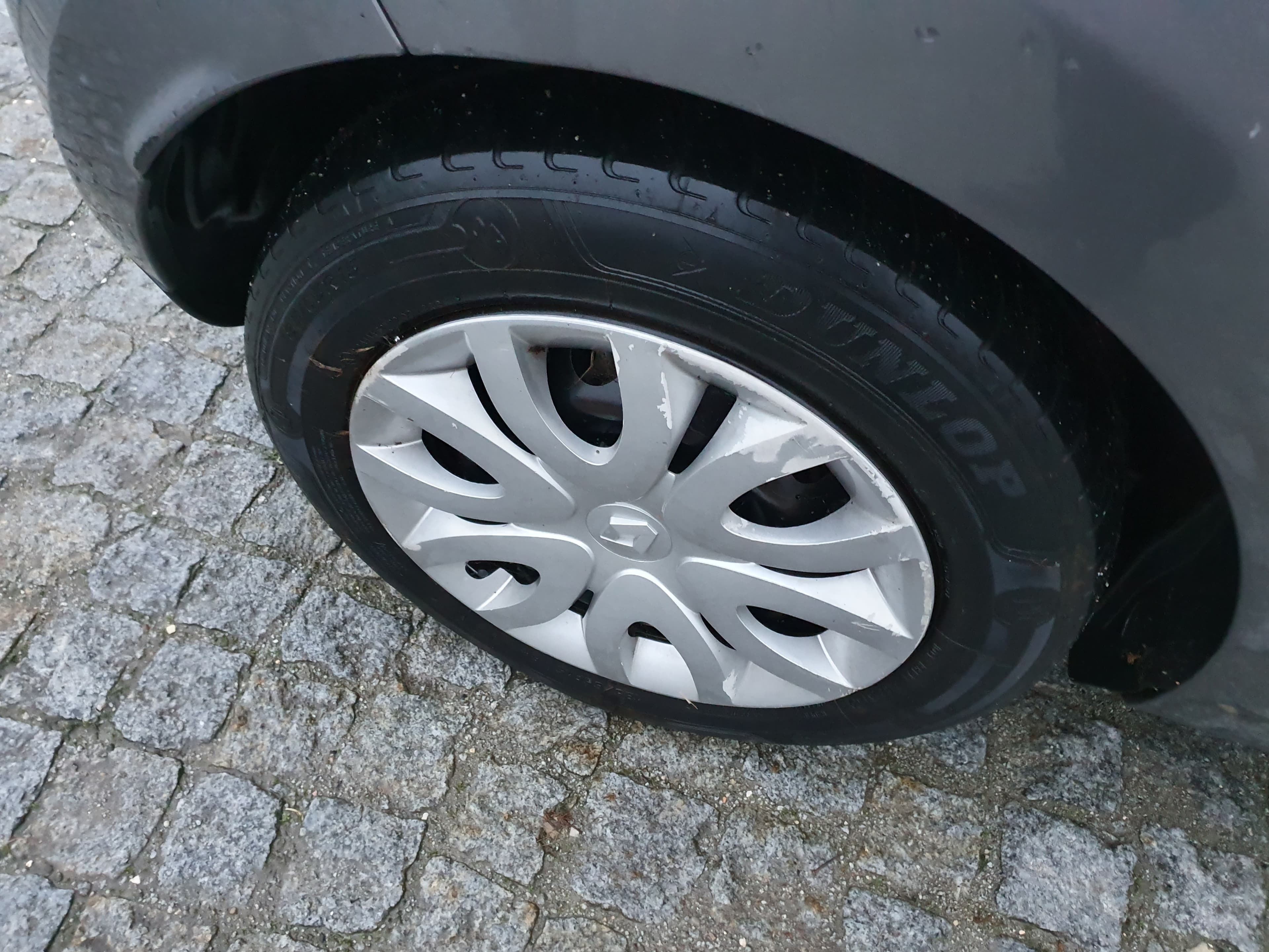 Renault Clio · Année 2014 — image 16