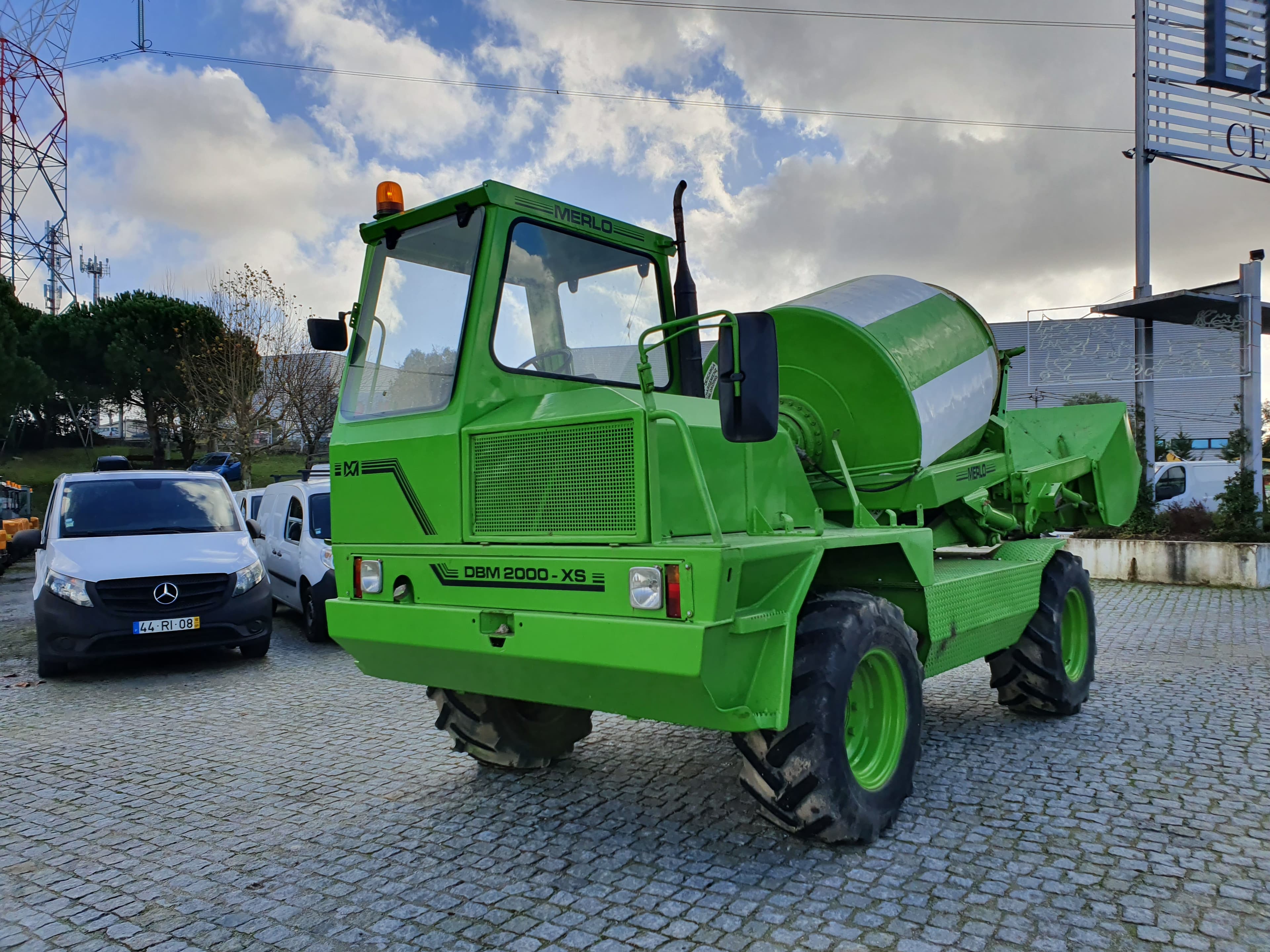 Autobetoneira Merlo DBM 2000 — image 1