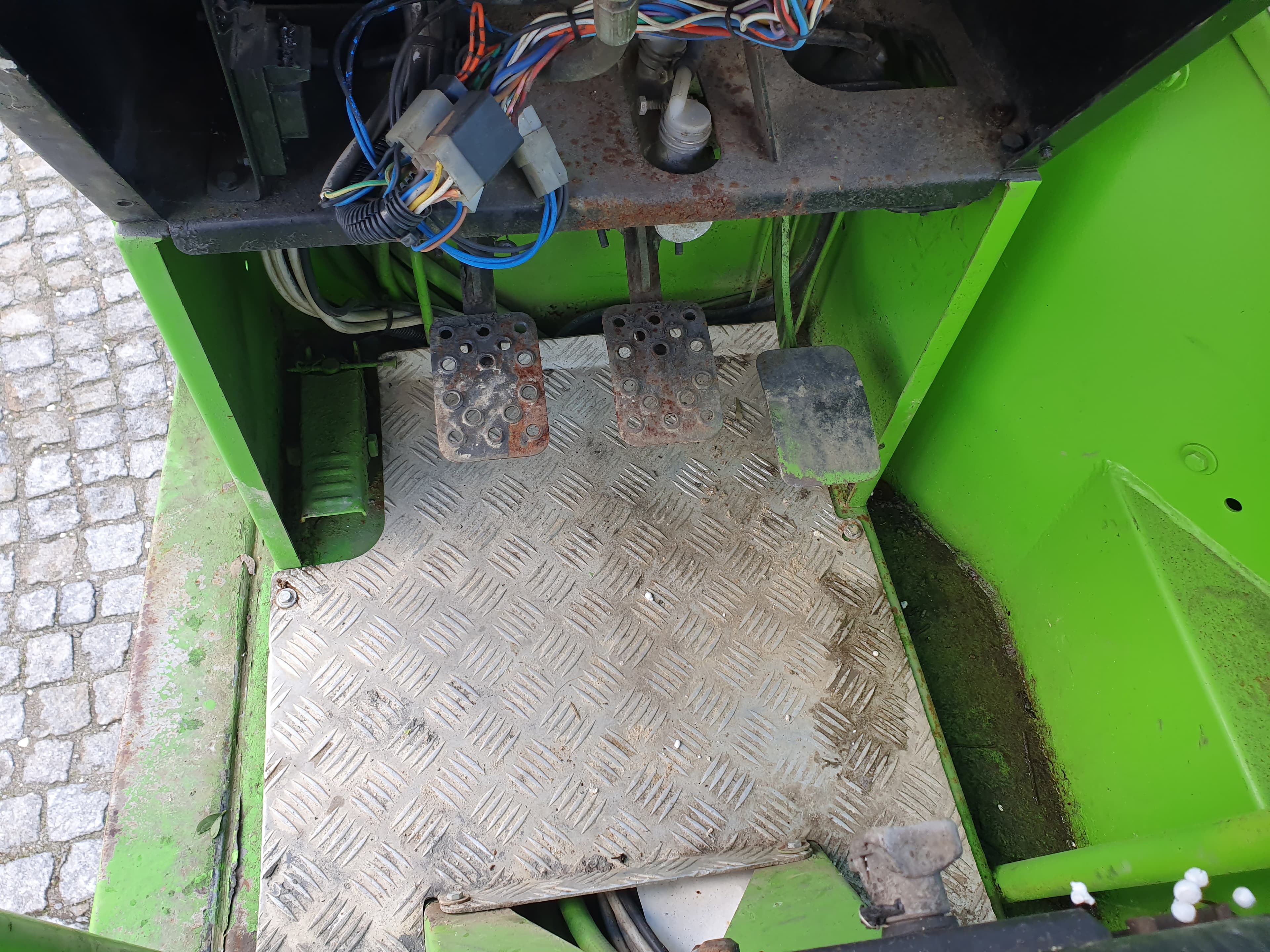 Autobetoneira Merlo DBM 2000 — image 13