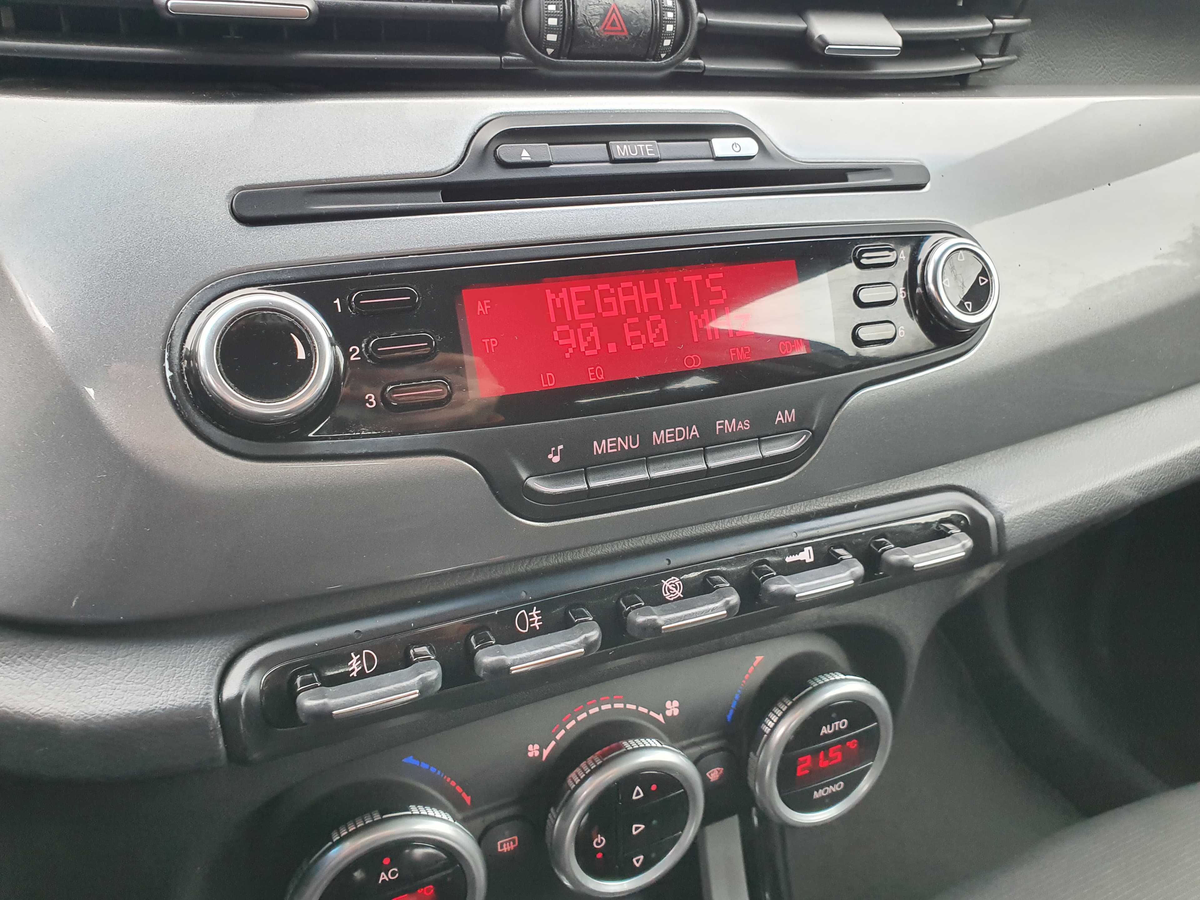 Alfa Romeu Giulietta · Ano 2011 — imagen 38