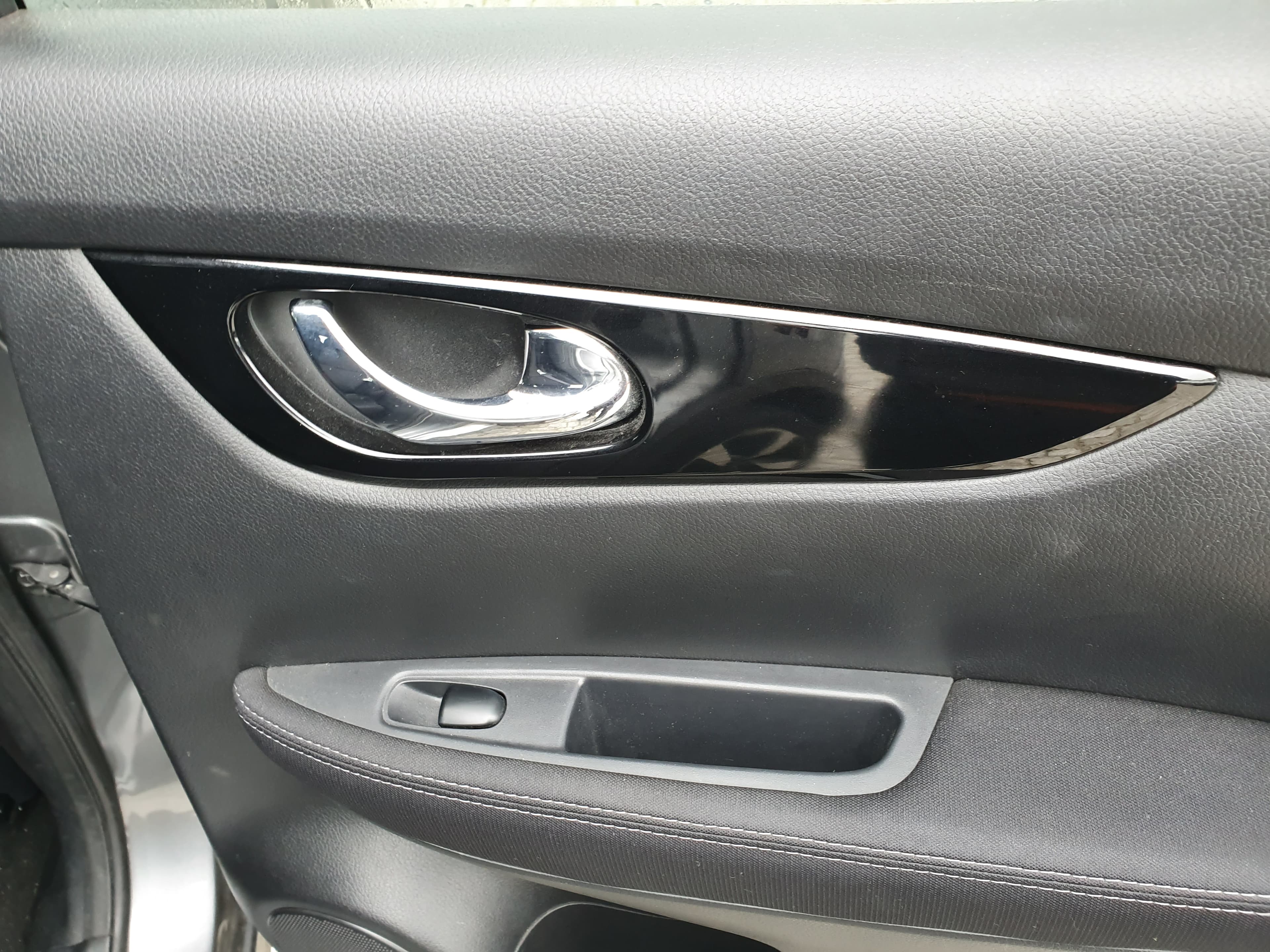 Nissan Qashqai · Ano 2015 — imagen 25