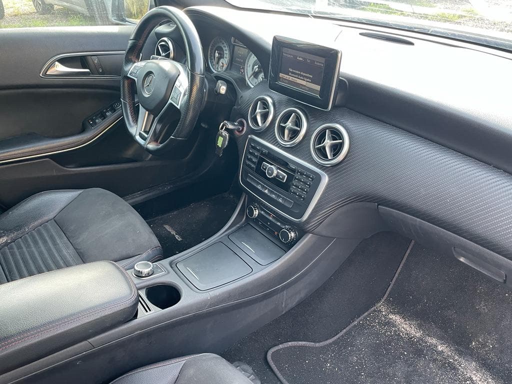 Mercedes-Benz Classe A 180 CDI · Ano 2013 — imagen 10
