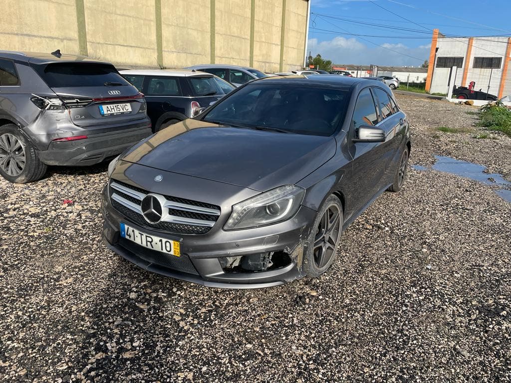 Mercedes-Benz Classe A 180 CDI · Ano 2013 — imagen 3