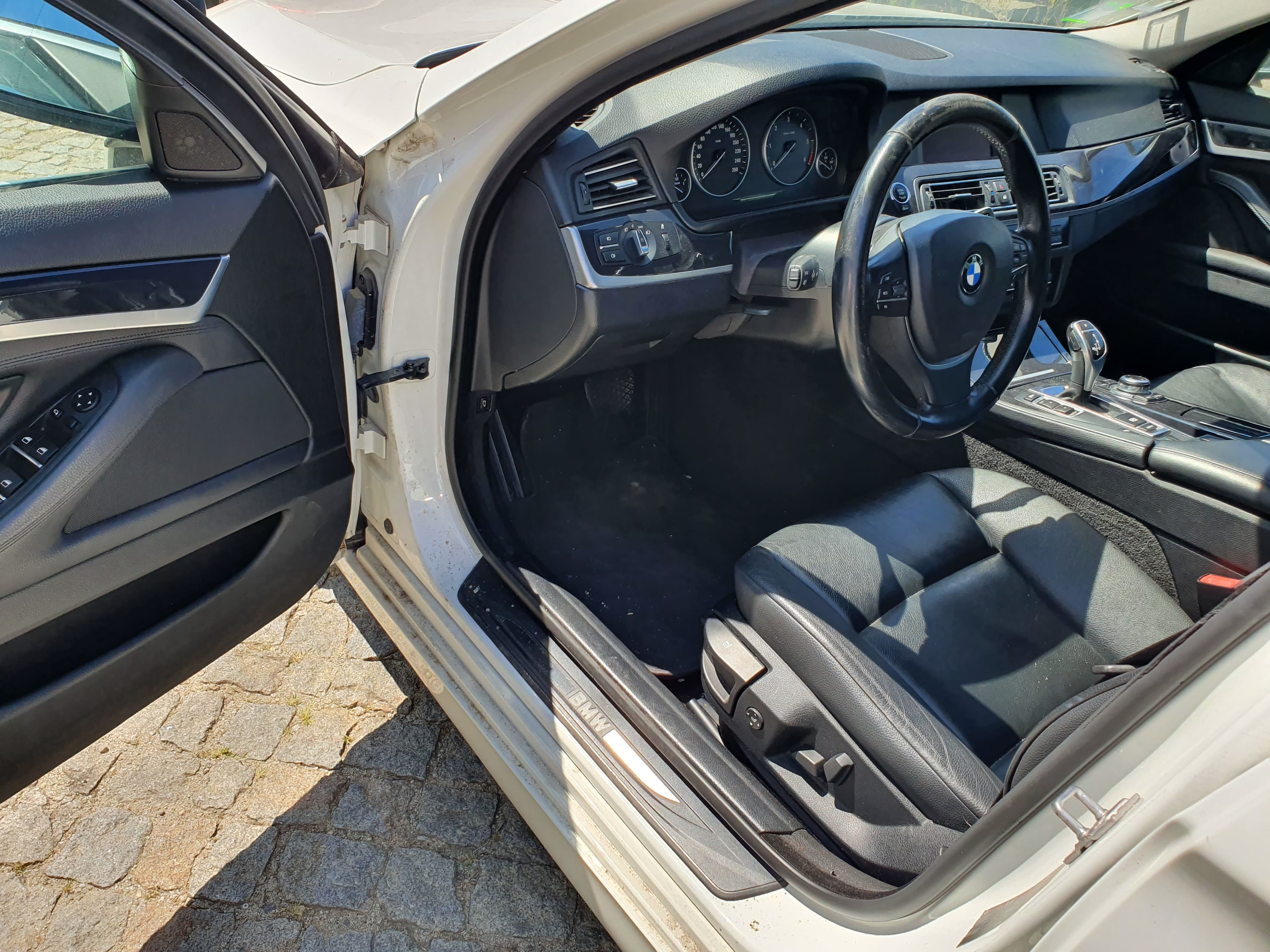 BMW 520D · Ano 2012 — imagen 28