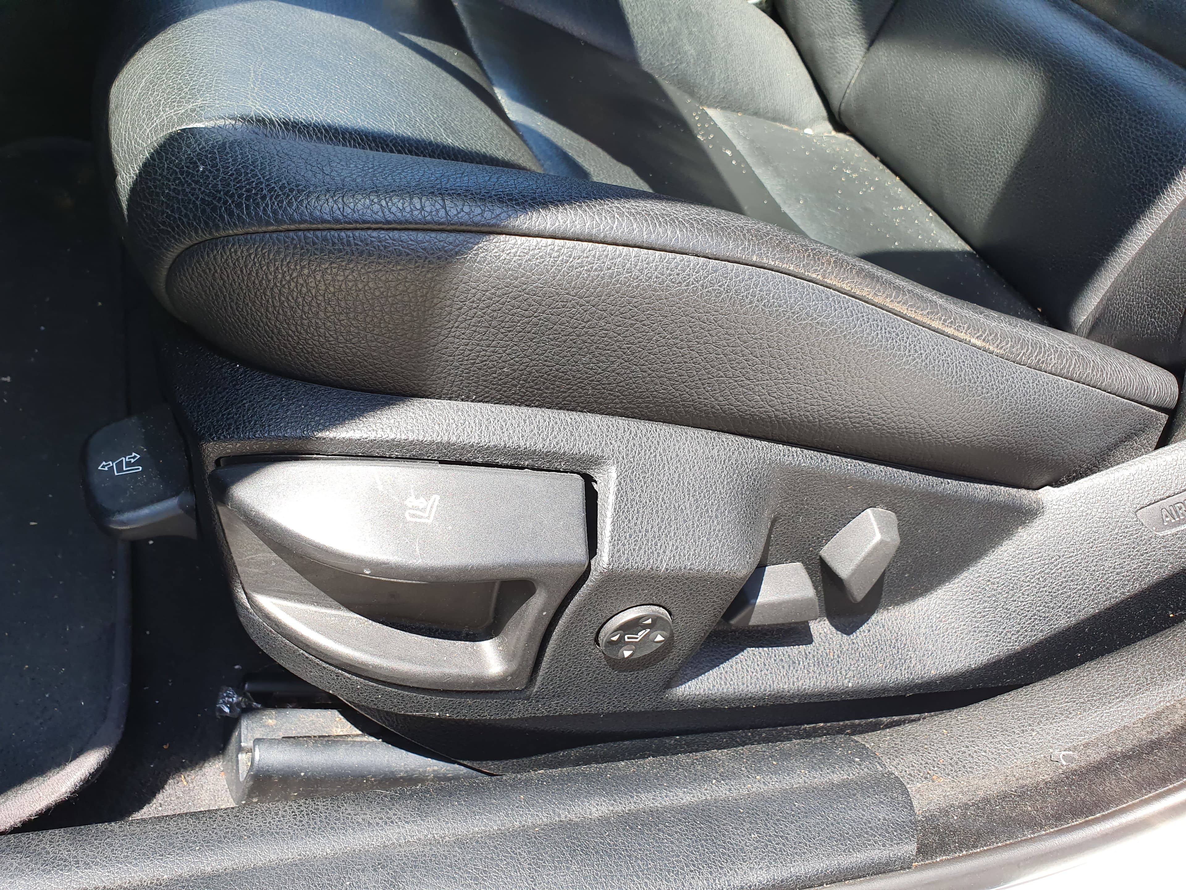 BMW 520D · Ano 2012 — imagen 33