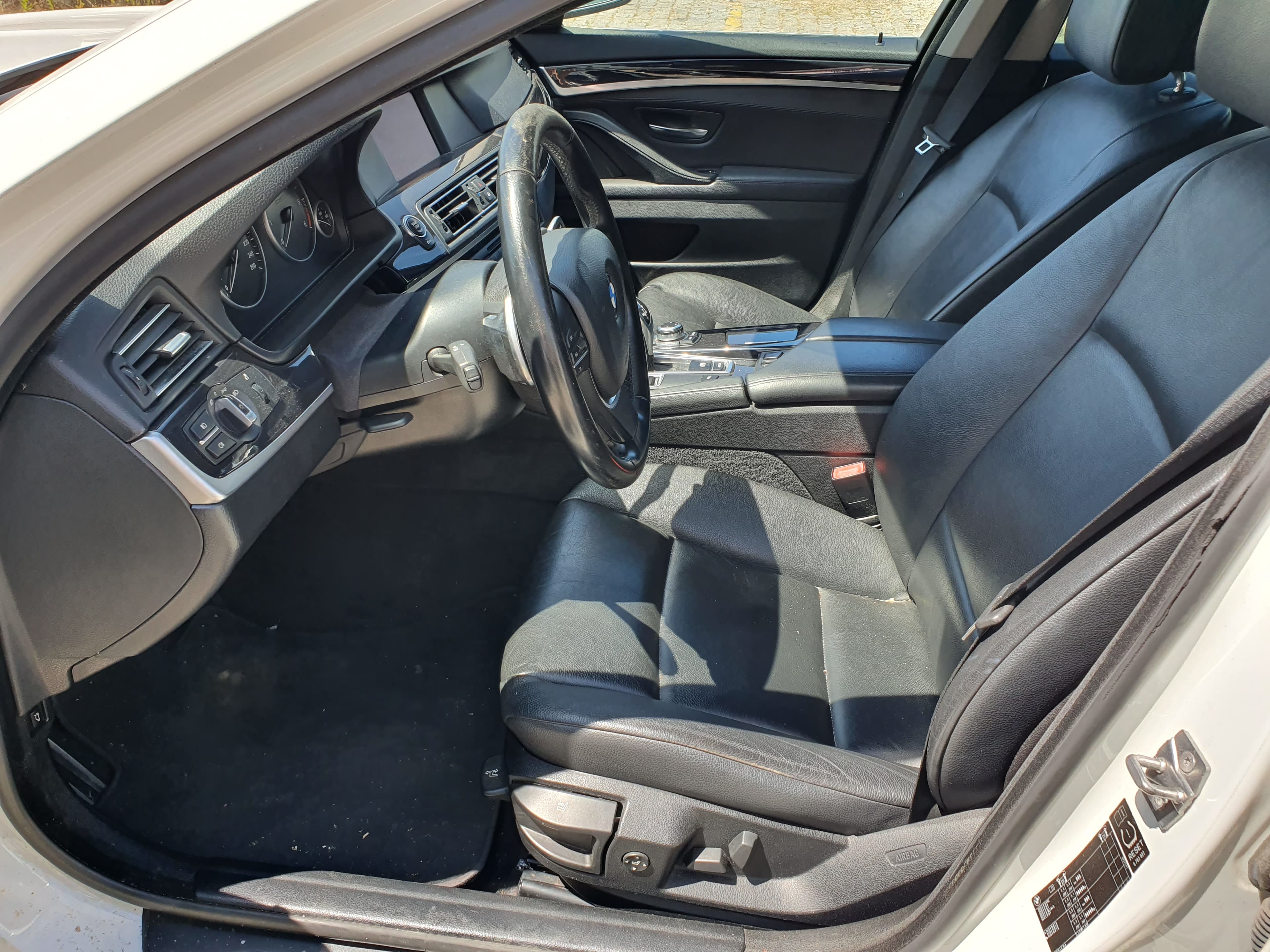 BMW 520D · Ano 2012 — imagen 30