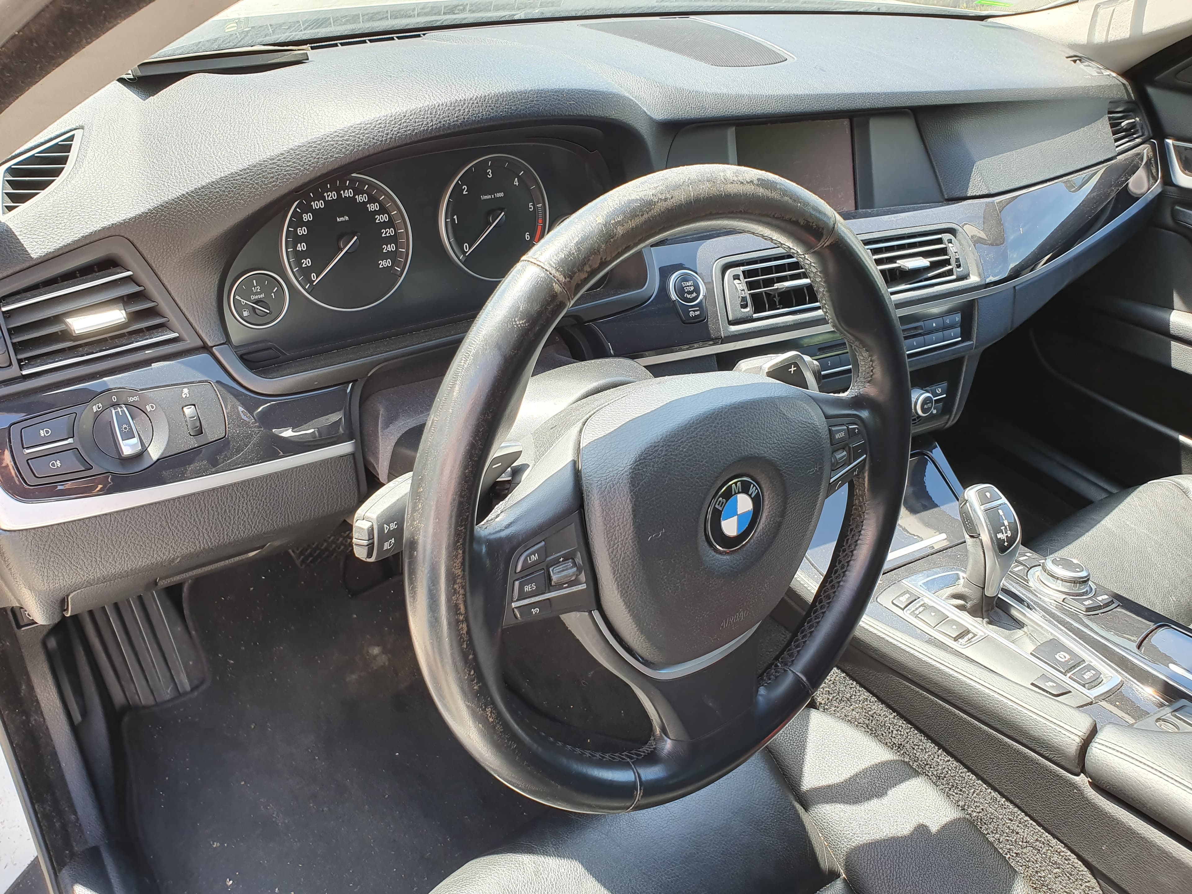 BMW 520D · Ano 2012 — imagen 31