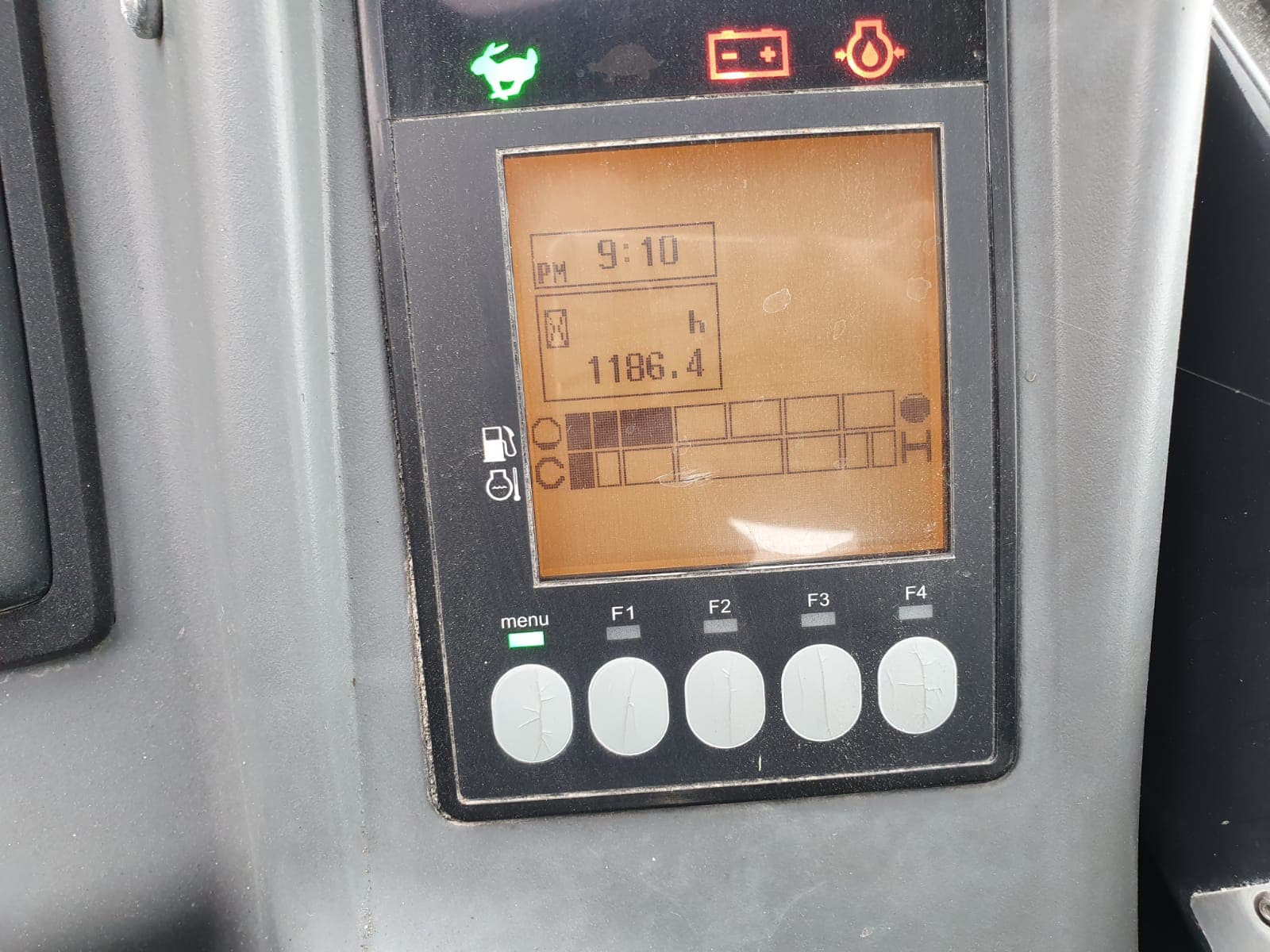 Giratória Yanmar Vio57 — image 12
